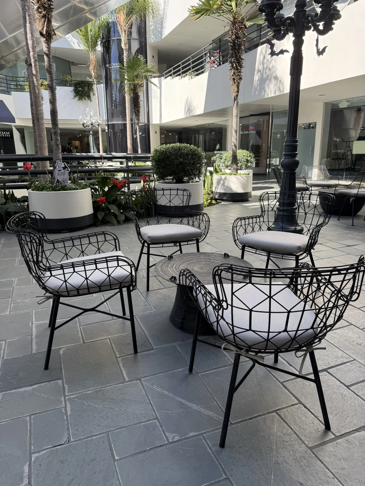 Brentwood Gardens Plaza