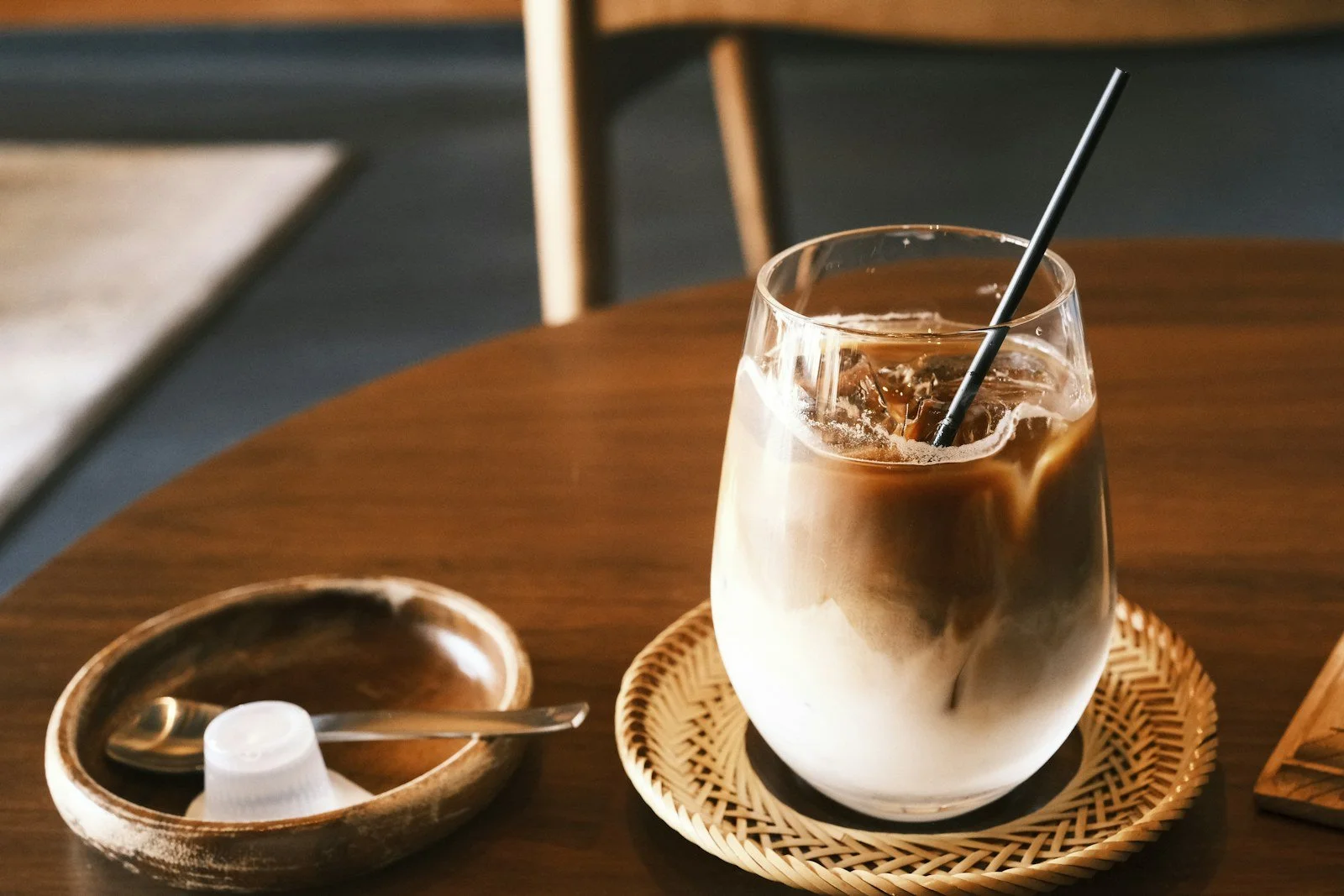Easy Vanilla Iced Coffee Without an Espresso Machine