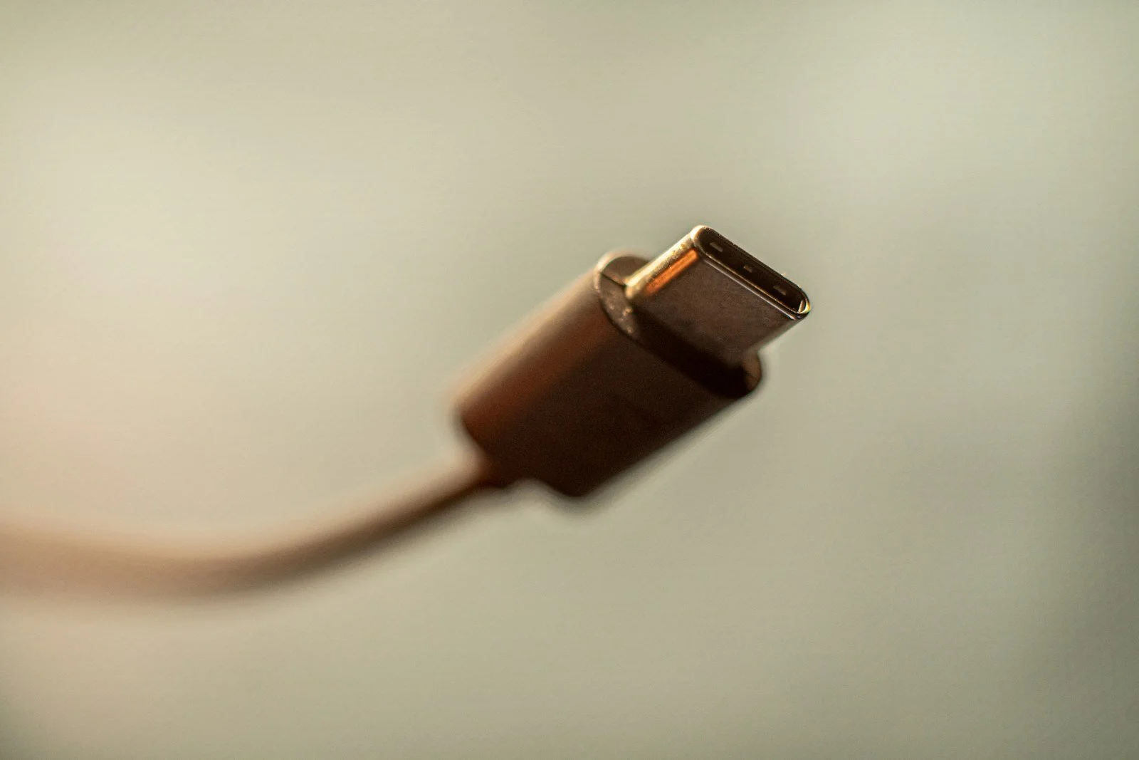 How to Choose a USB-C Cable for Charging and Data