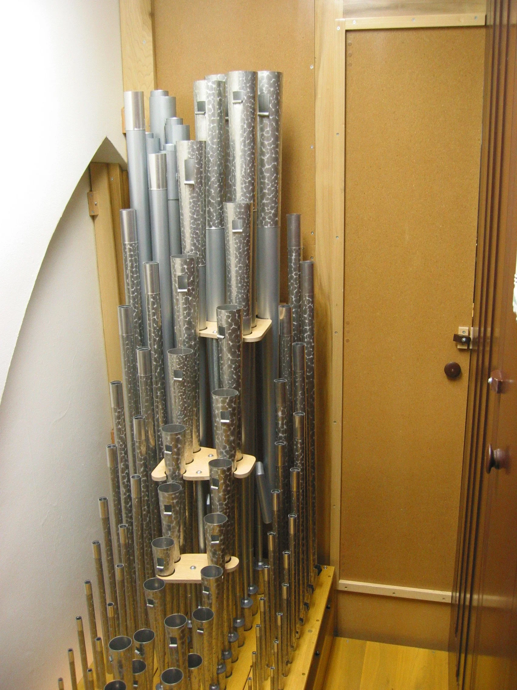 Great Trumpet, Aeoline, and Vox Angelica