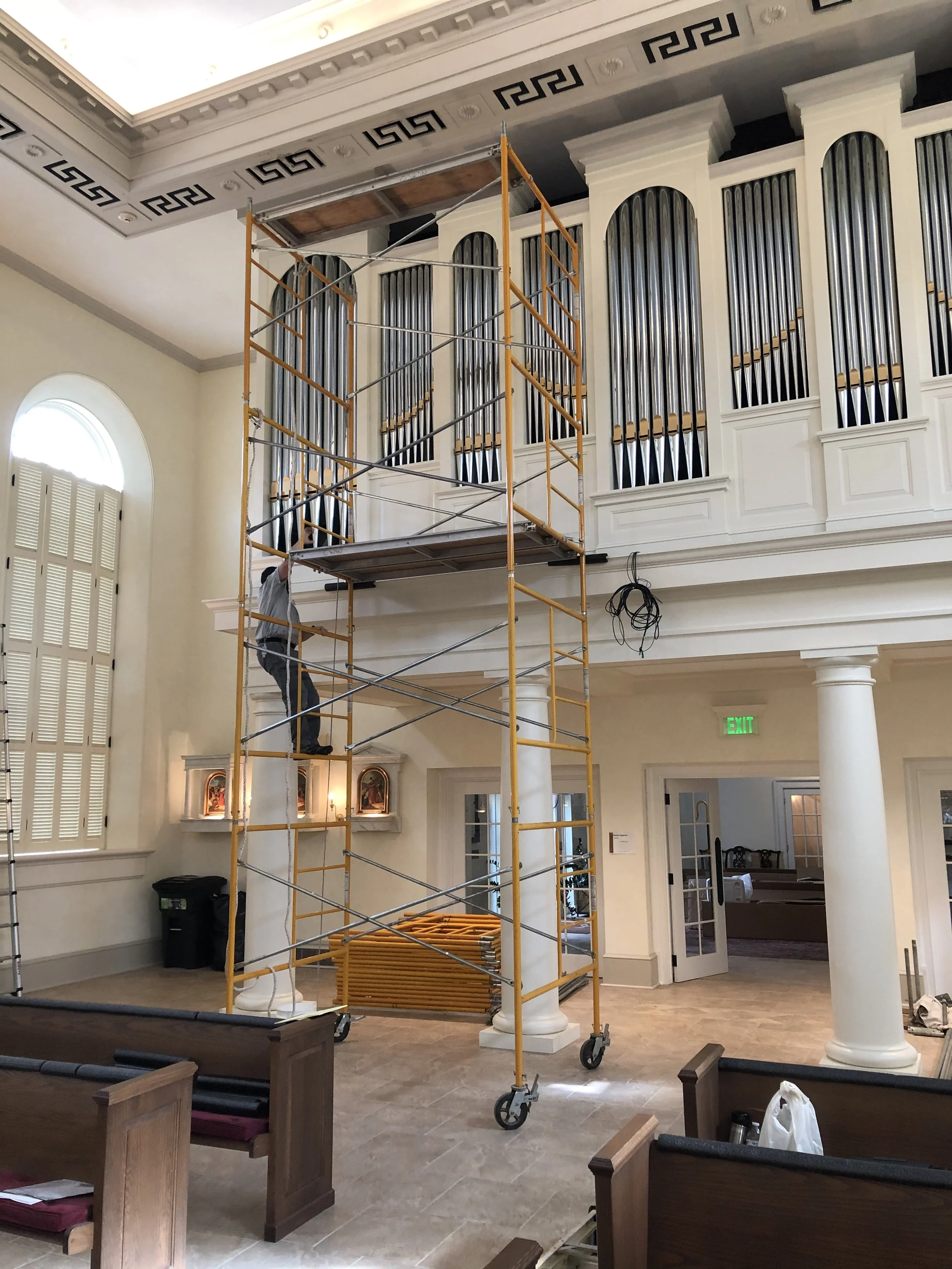 Display Pipe Installation