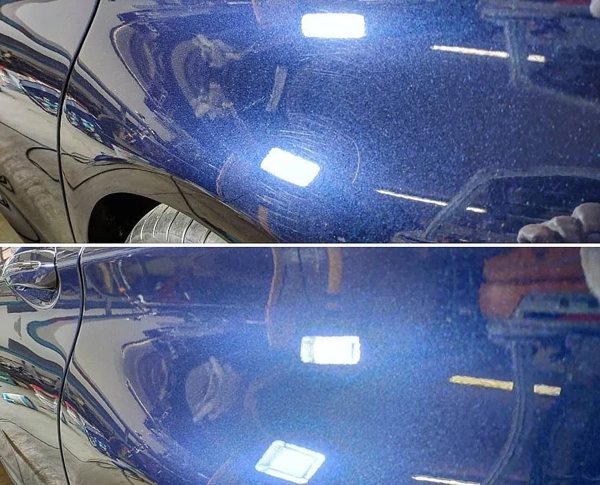 Comparación entre una parte del automóvil con raspaduras y otra parte limpia y brillante.