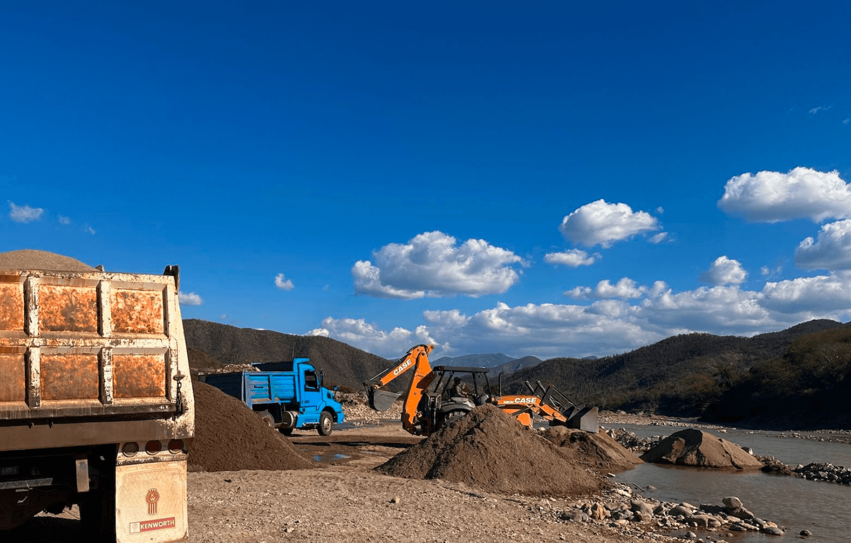 Sin Sombras, Sand mining Auto Volquete (volteo) on the Quiechapa River in San Juan Guegoyachi, Oaxaca, Mexico, printed digital photo