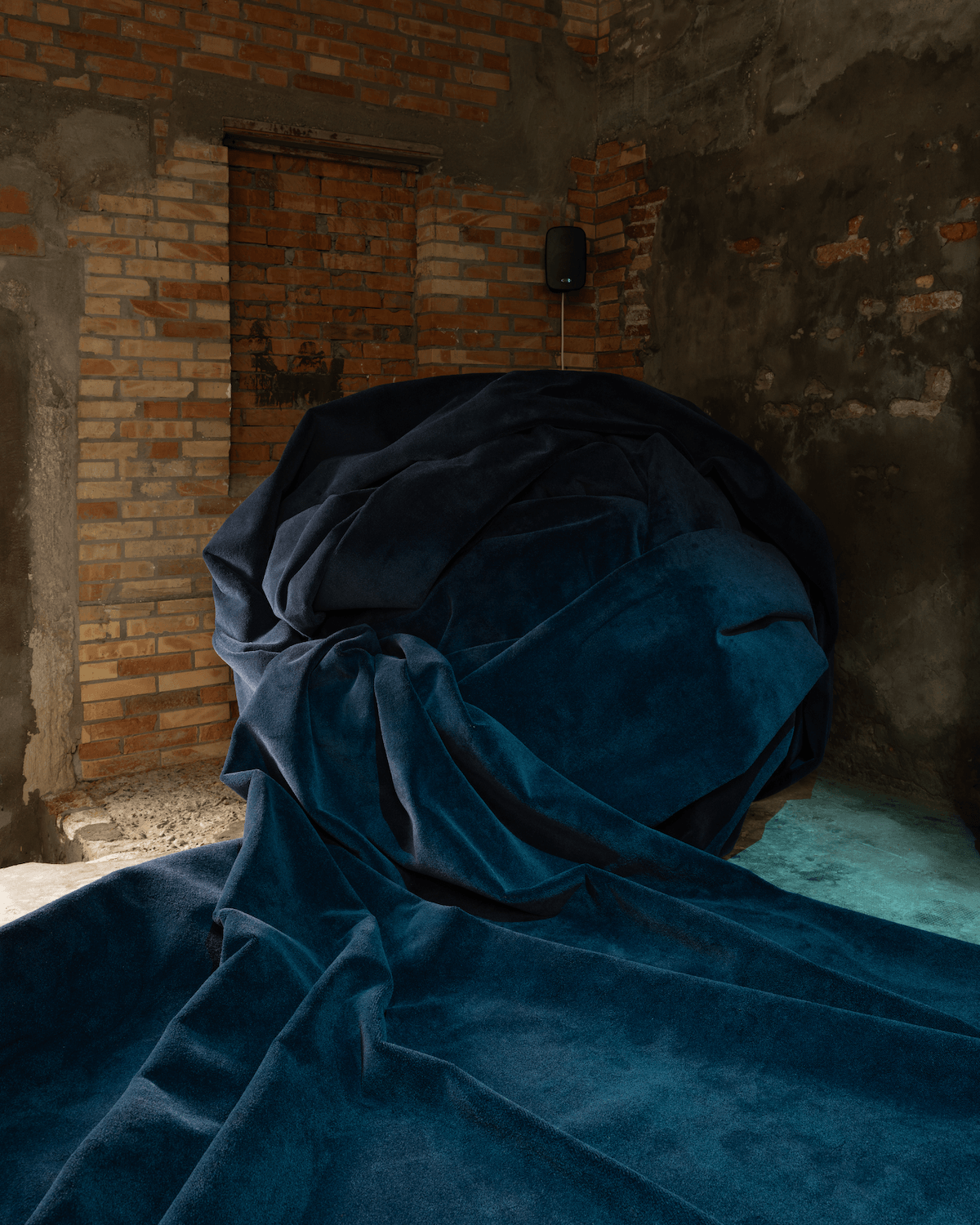 The Knot. 2026. Faig Ahmed. Biennale Arte 2026. Image Courtesy of Faig Ahmed Studio. Photo by Riccardo Banfi