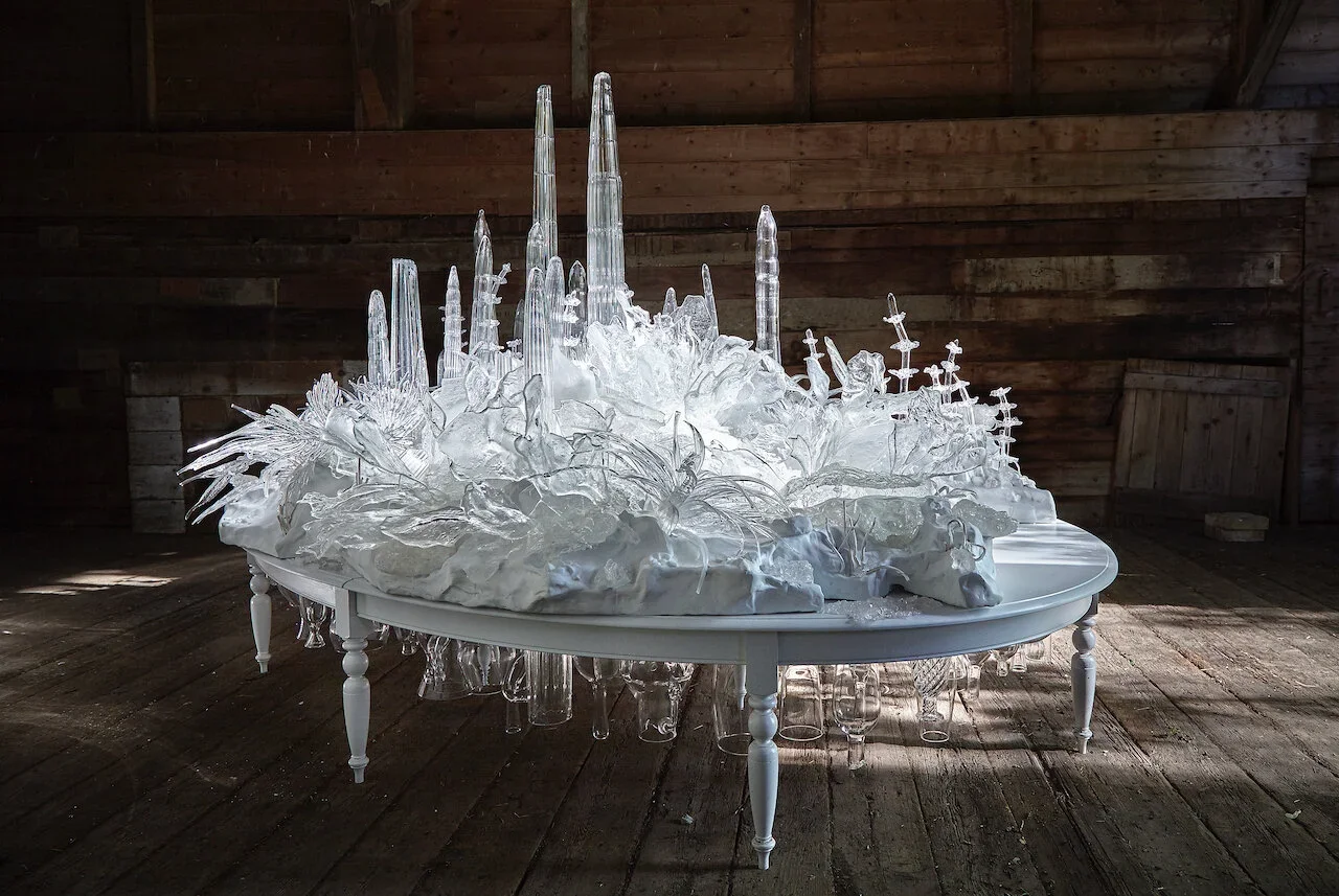 2020, 74” (188 cm) x 134” (340 cm) x 92” (234 cm), glass, wood, clay, metal, paint, adhesive, permanent collection of Corning Museum of Glass (NY), photo credit: Rich Maciejewski