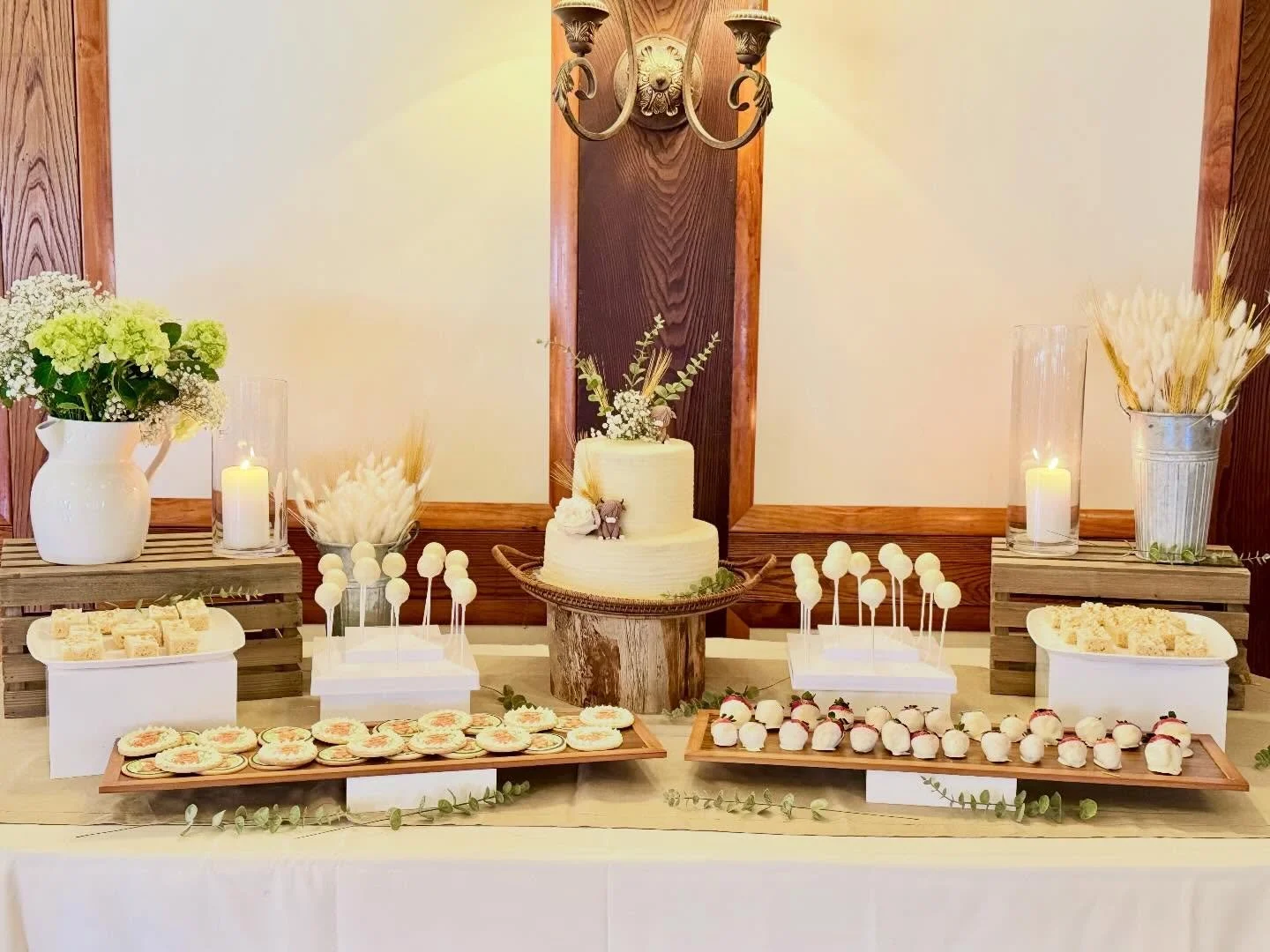 ✨ Throwback to this adorable rustic Highland cow sweets buffet ✨🐄🌾

Throwing it back to one of my favorite custom dessert tables, designed with warm rustic charm and the sweetest little details for a beautiful celebration.

This custom sweets buffe