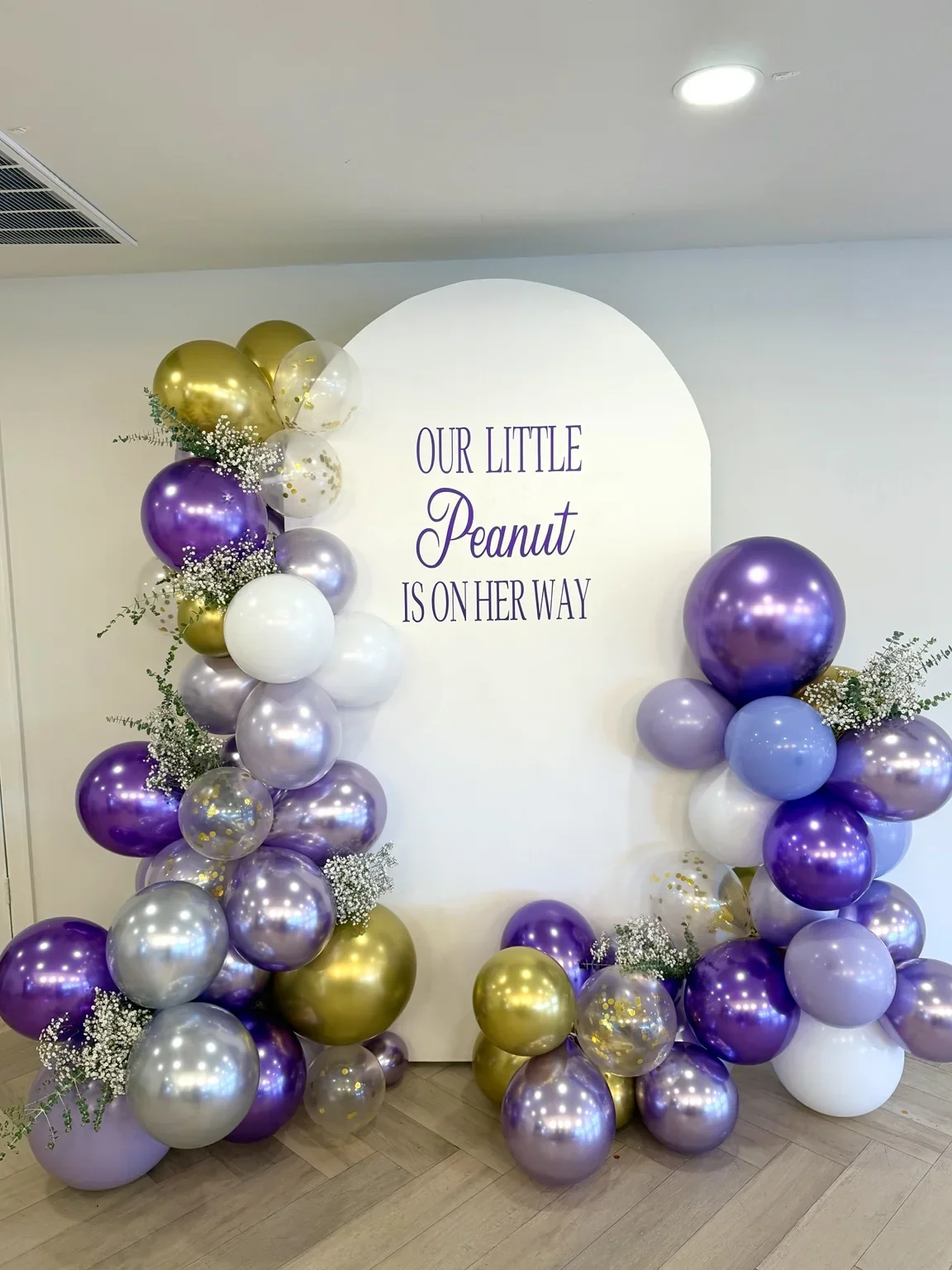 purple-gold-balloon-backdrop-baby-shower-nj.webp