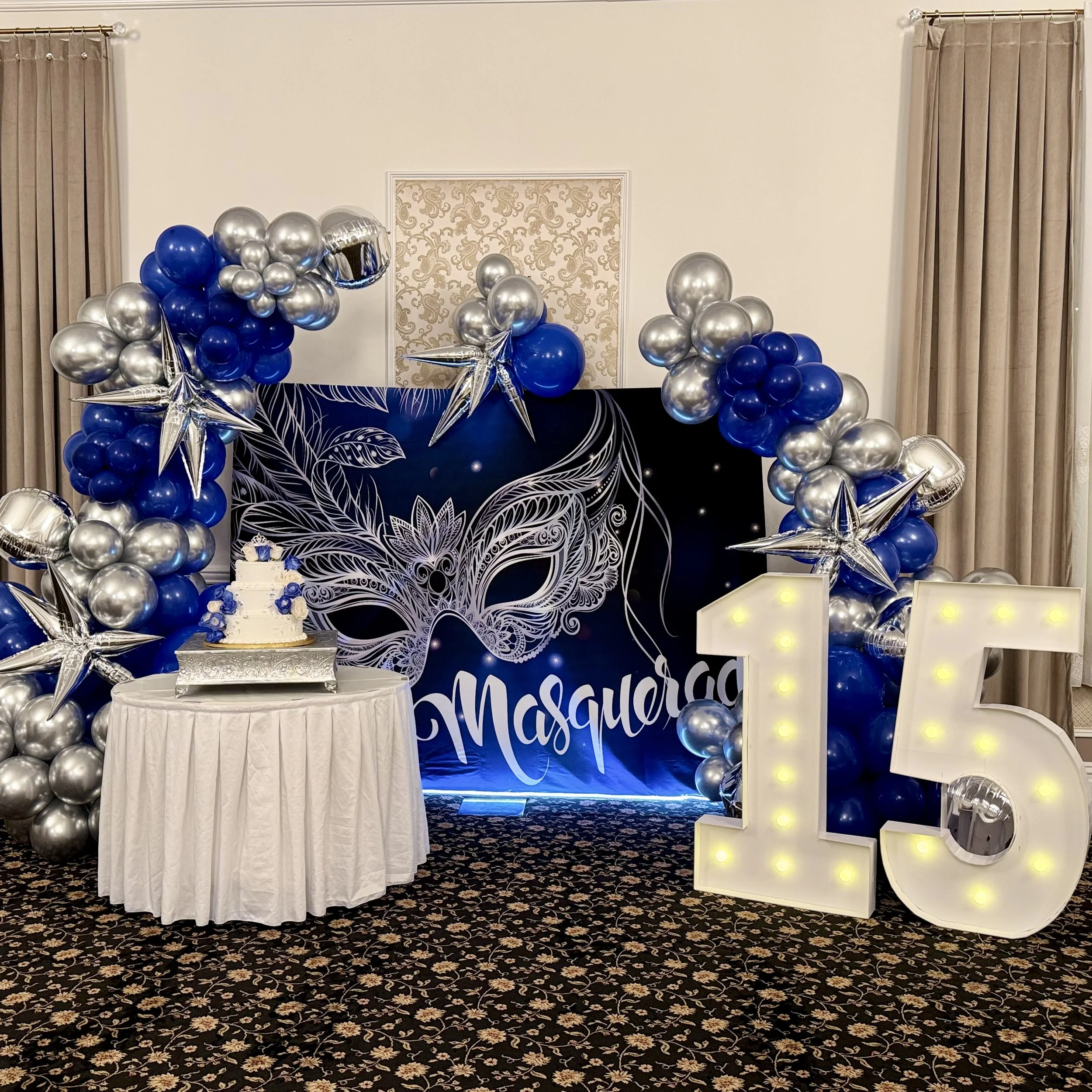 Quinceañera party in New Jersey balloon arch with 15 LED light up numbers