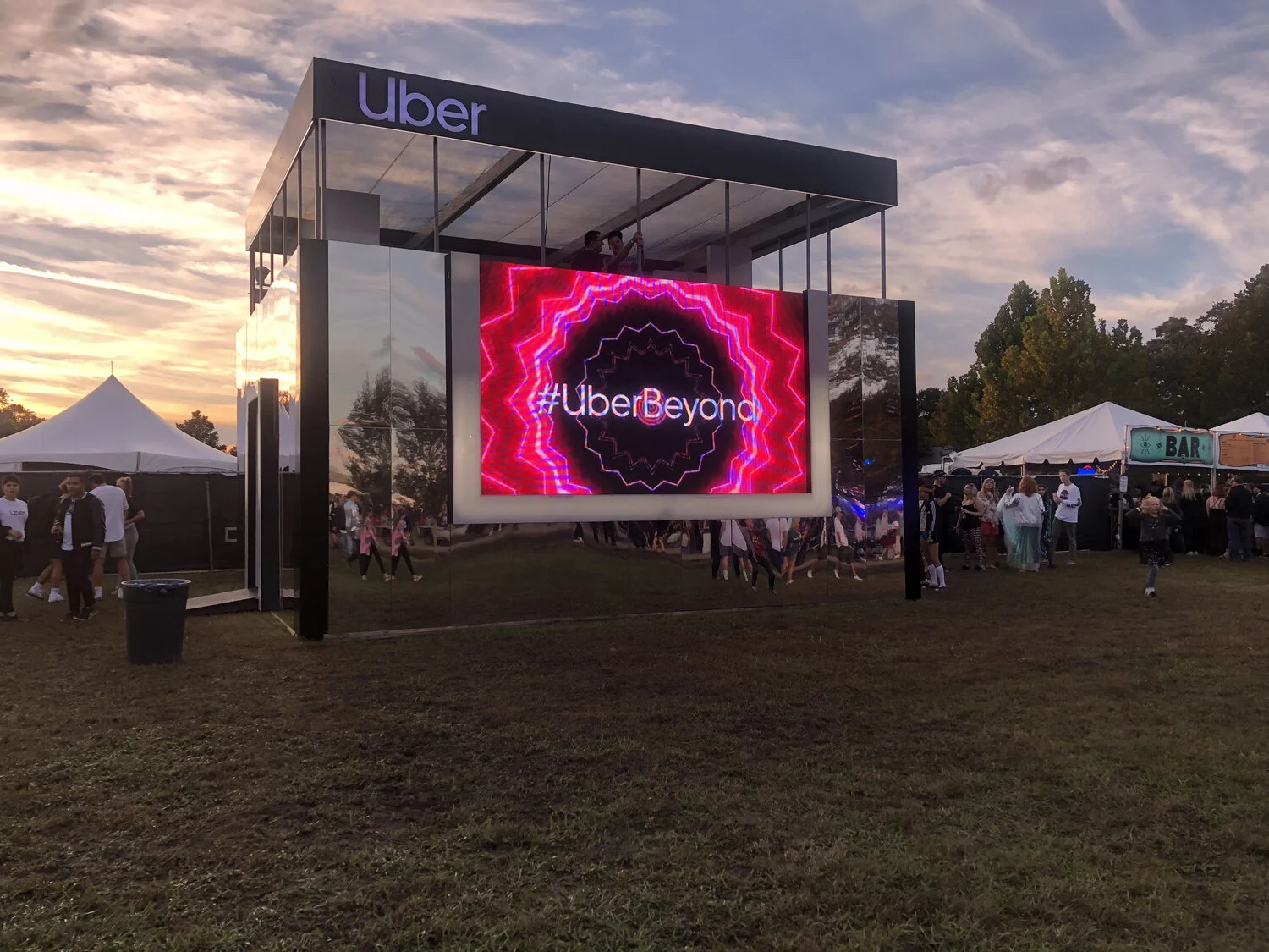 uber_exterior.jpg