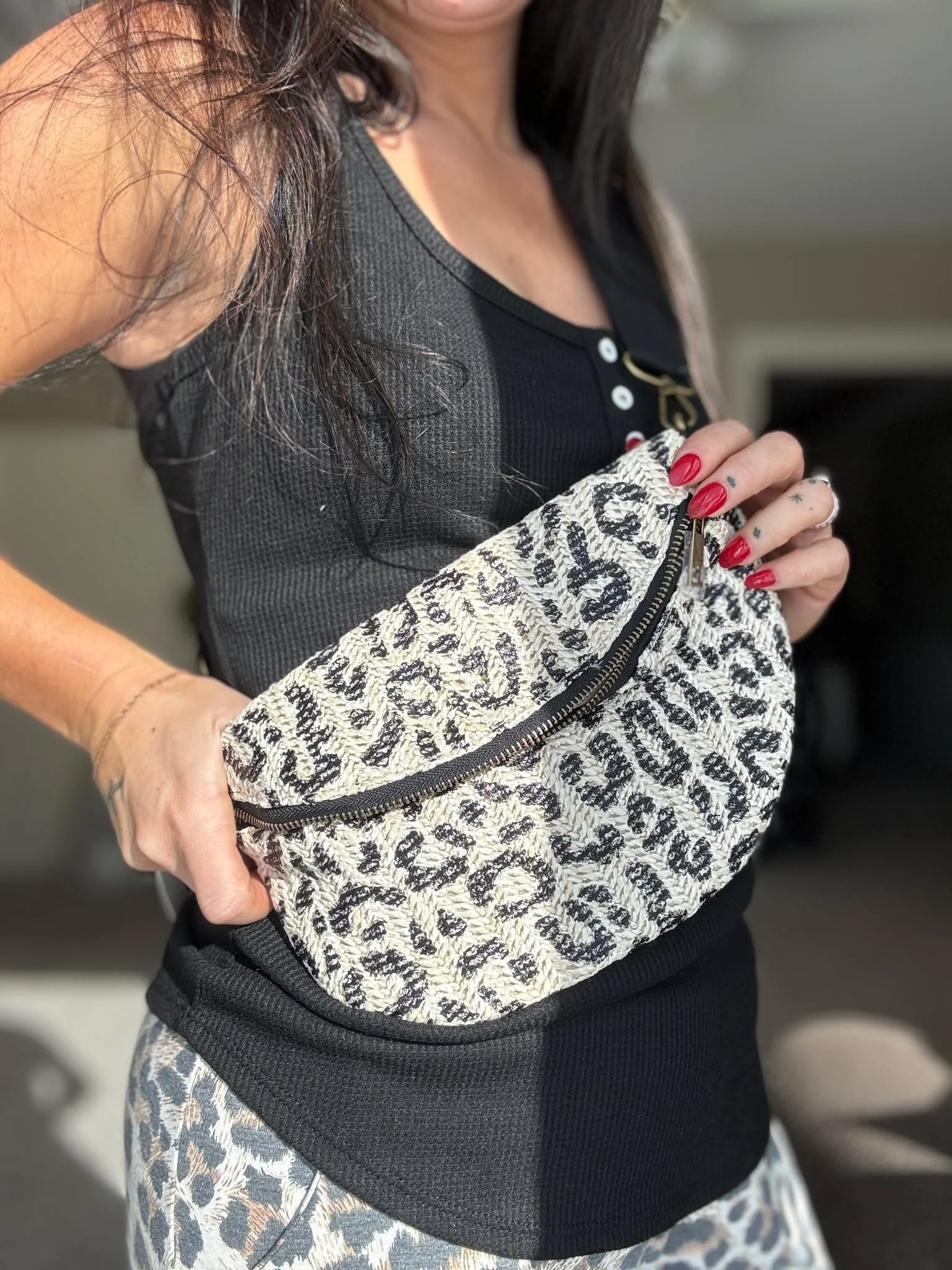 Multiple cross body bags coming to Sauk Rapids! 🐆