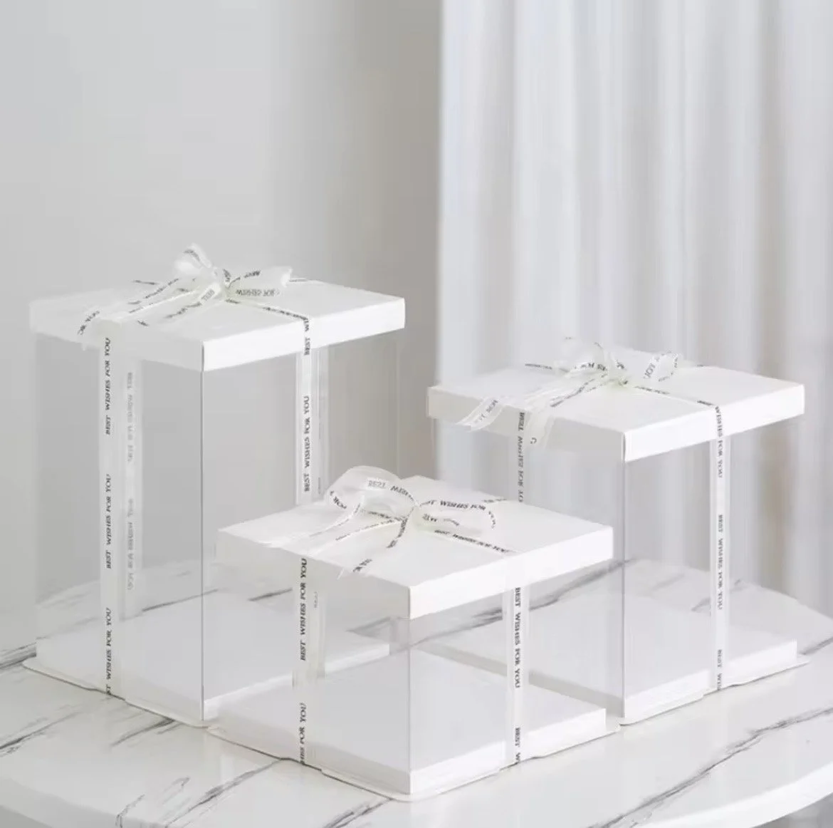 Beautiful clear cake box