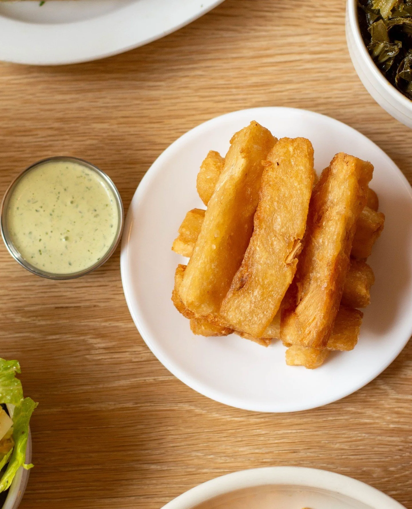 #FriedYuca. A staple across the tropics for the simple reason that it&rsquo;s delicious and filling. Convenient timing for a Minnesota blizzard forecast that has everyone acting like the end times are near 😅☃️