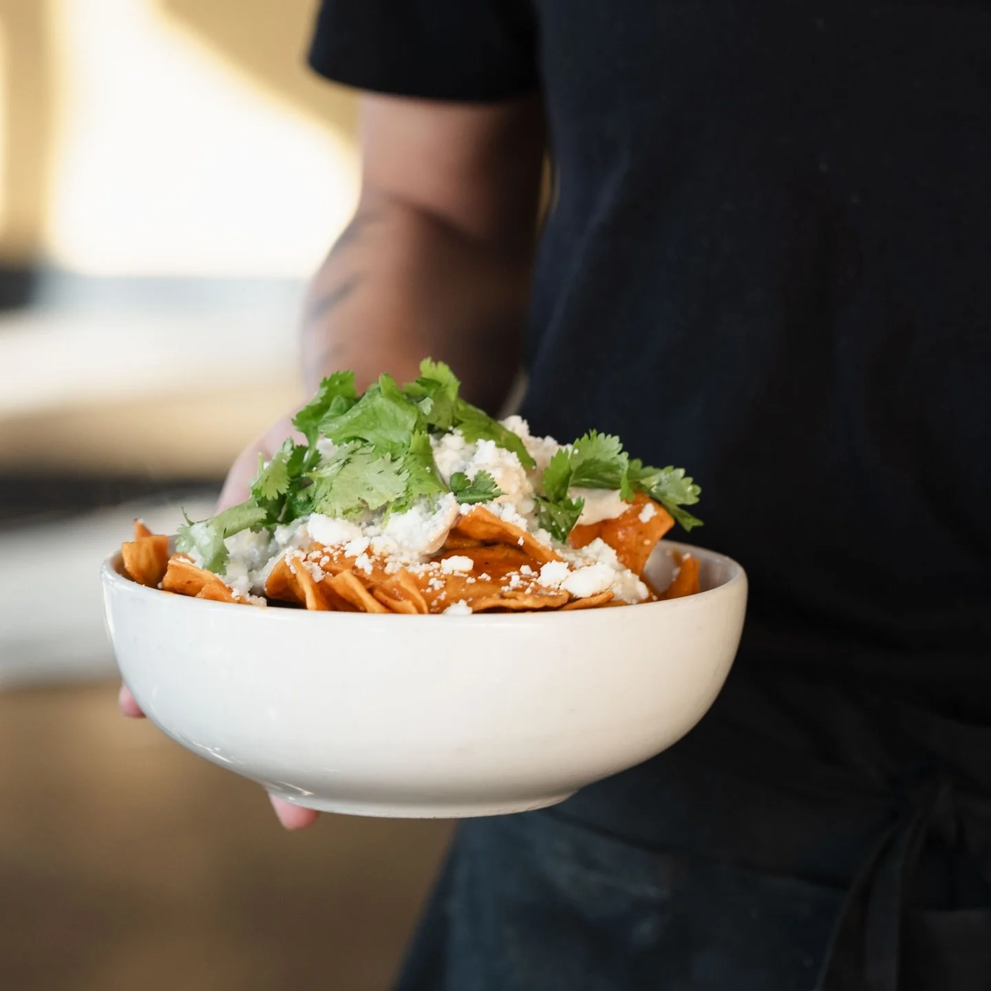 Here&rsquo;s a friendly Monday morning reminder that #Chilaquiles make everyone&rsquo;s week just a little brighter 🥰☀️