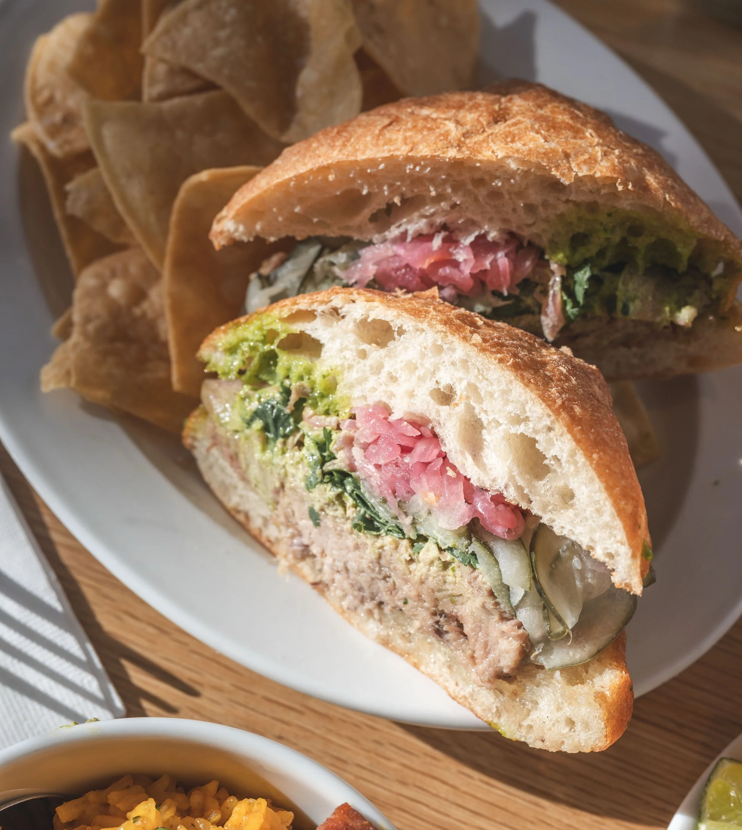 Friday #FixMe: a warm afternoon, something cold to drink and a Slow Roasted Pork Sando 🥰
