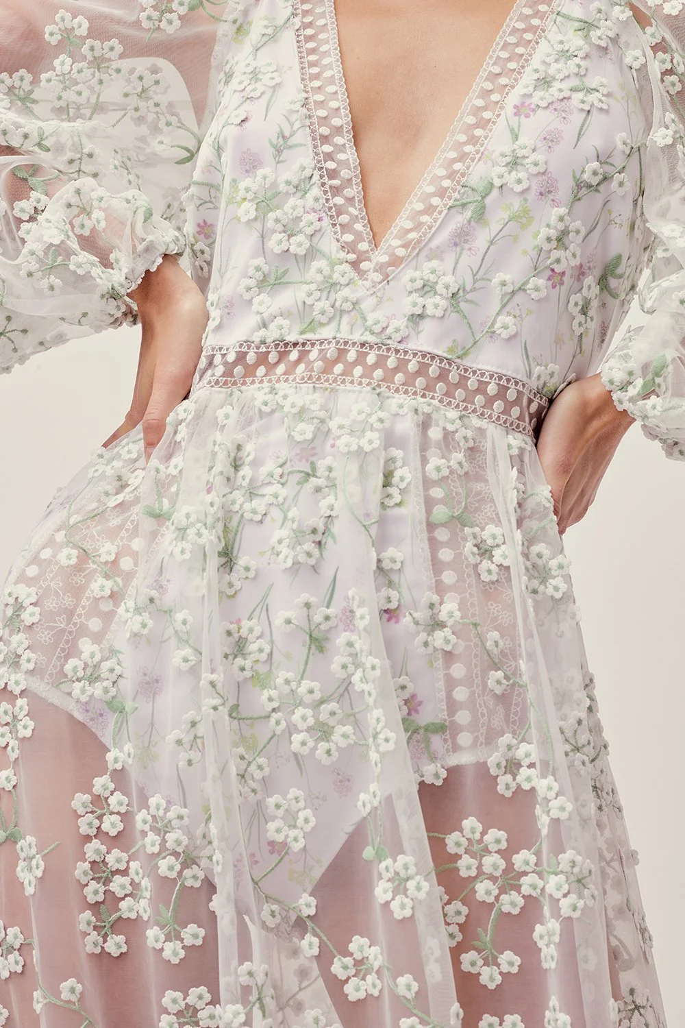 ECLAIRMAXIDRESS_IVORYFLORAL_4.jpg
