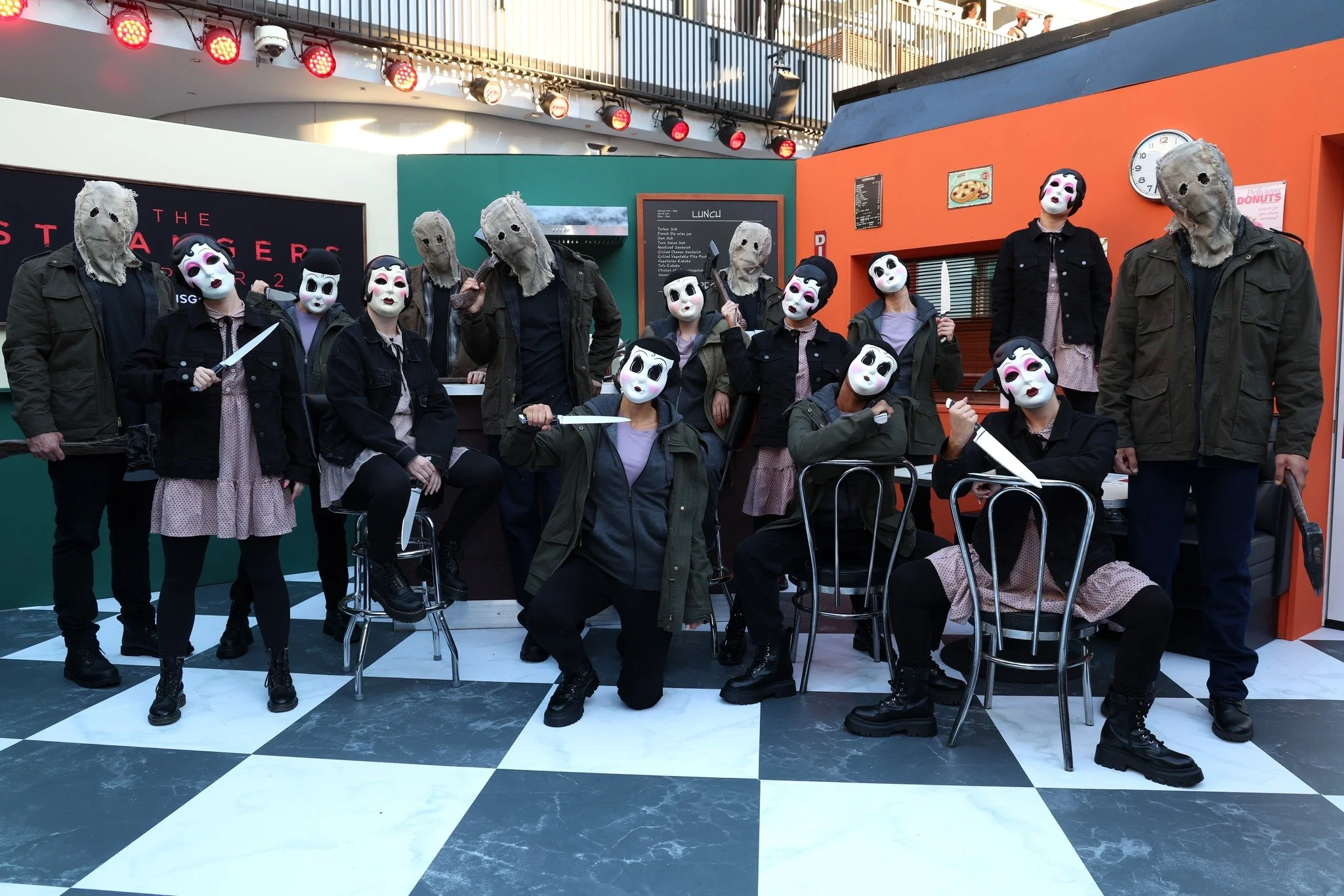 Lionsgate: THE STRANGERS CHAPTER 2