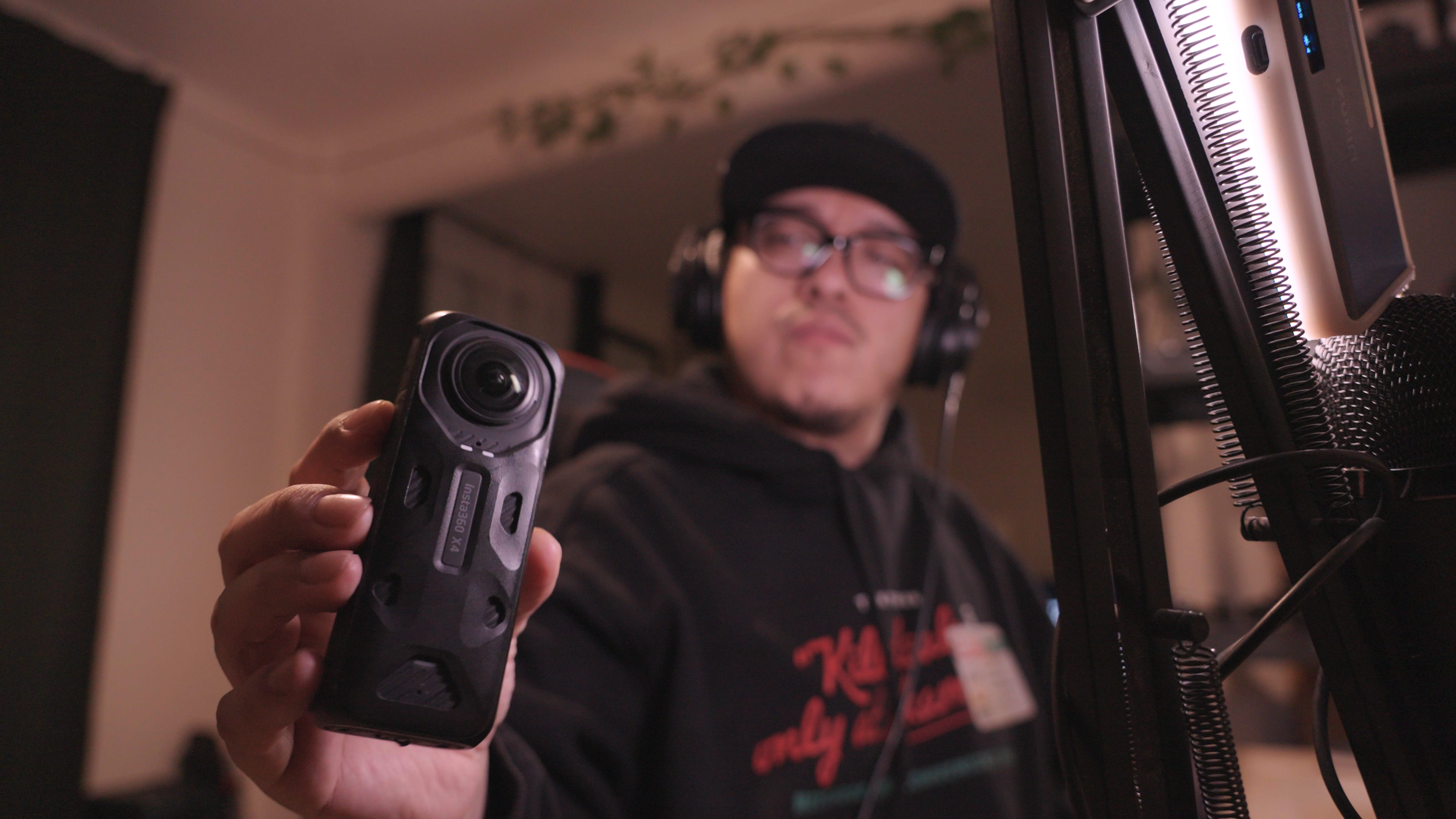 Cómo atravesar a un monstruo