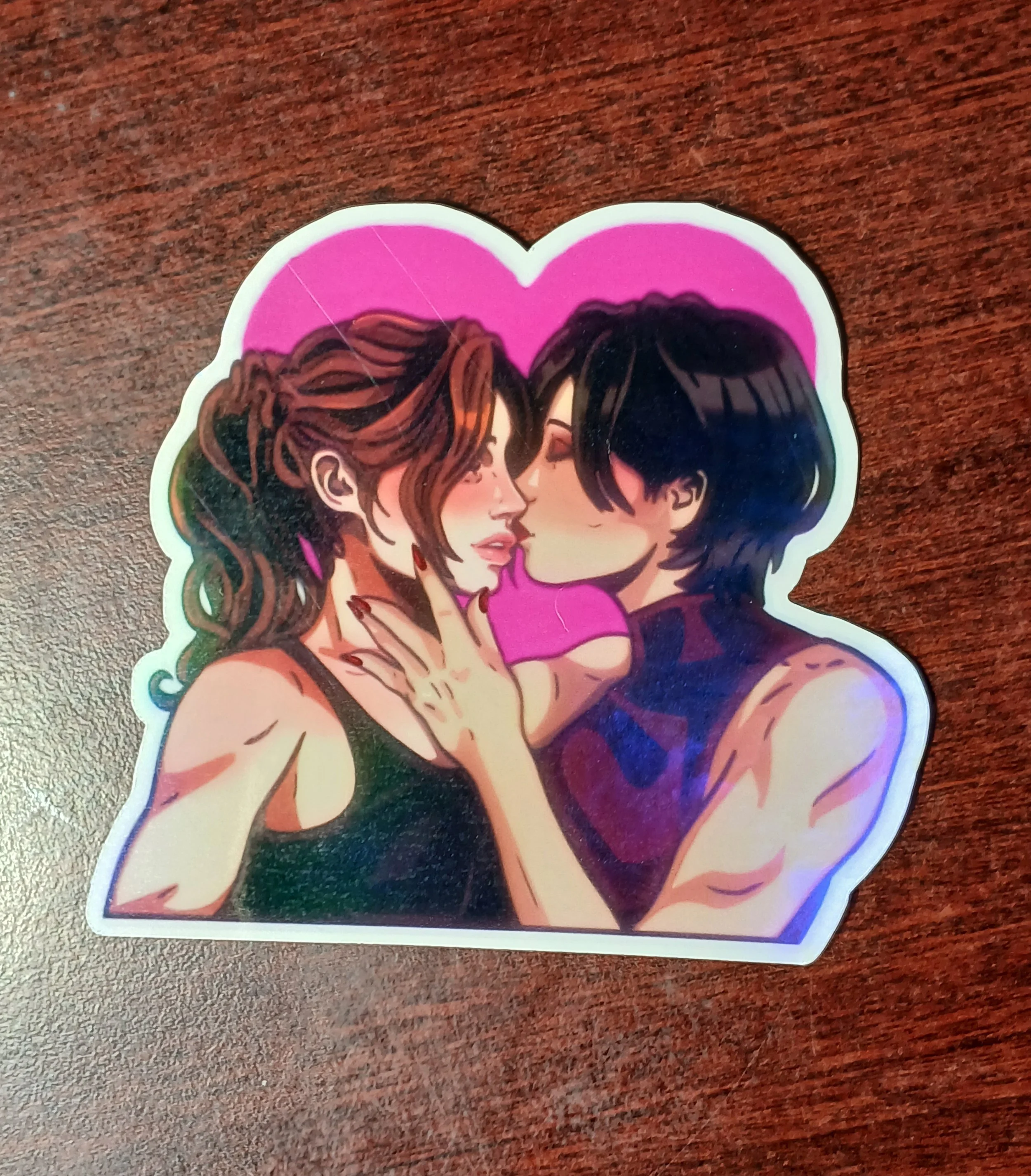 Claireada Heart (rainbow holographic)