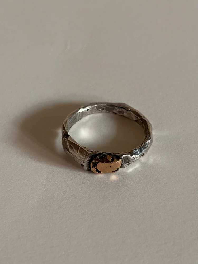 Bud Ring 18k