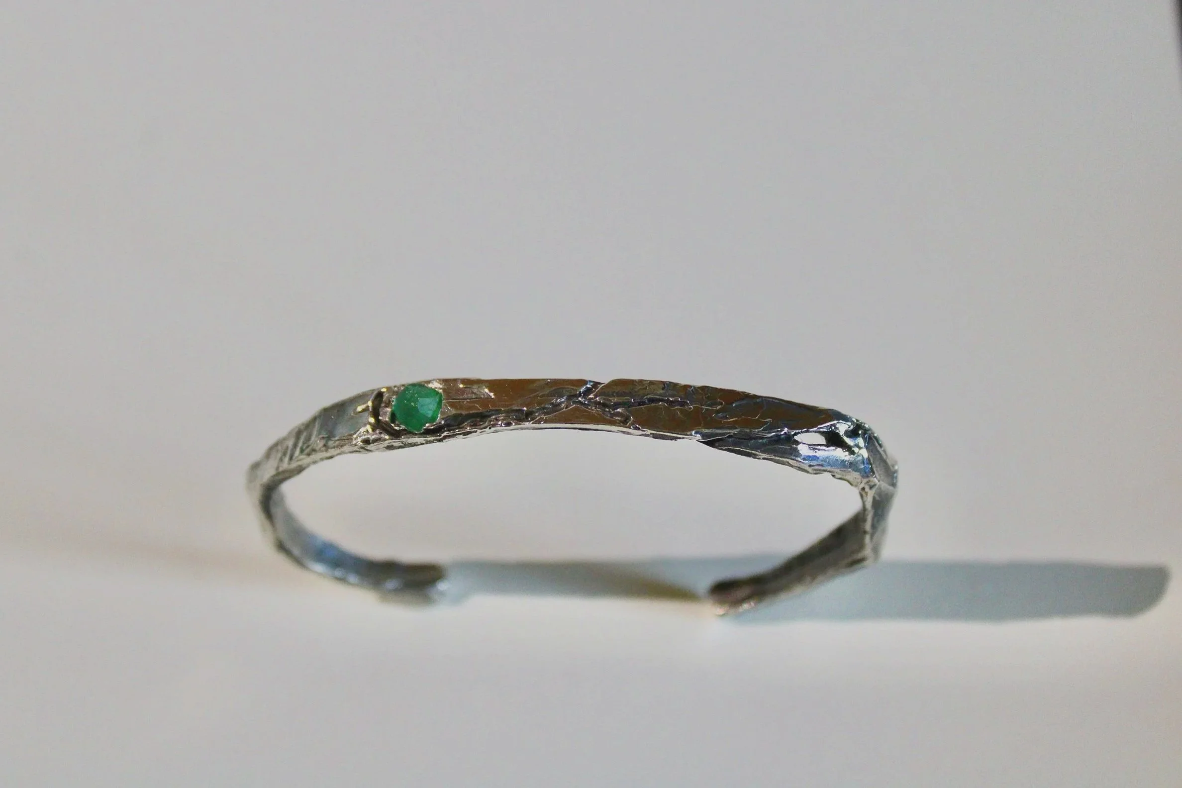 Ziran – Raw Emerald