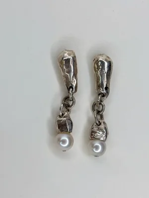 Shinju Earrings