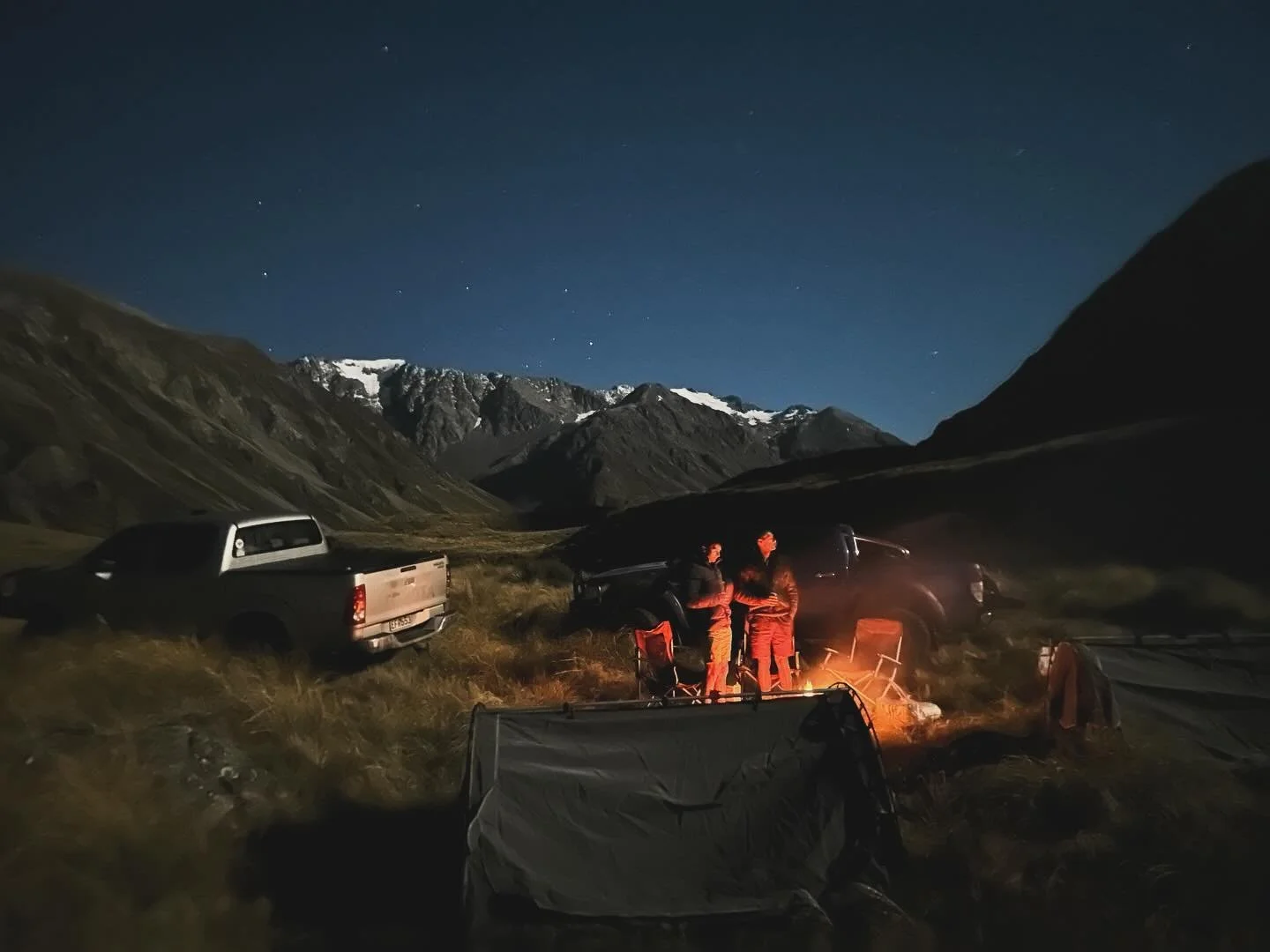 blokes needed booze blankets 07.04.2023