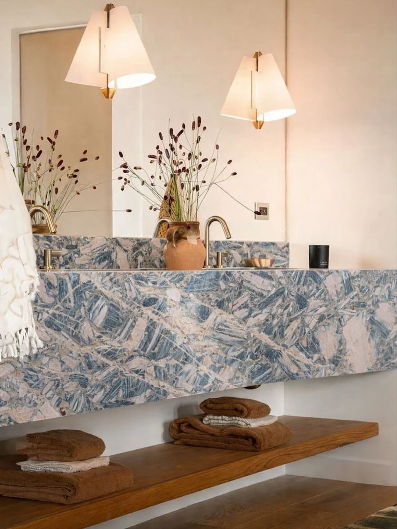 Blue Brazilian Stone 💙 📸 Pinterest