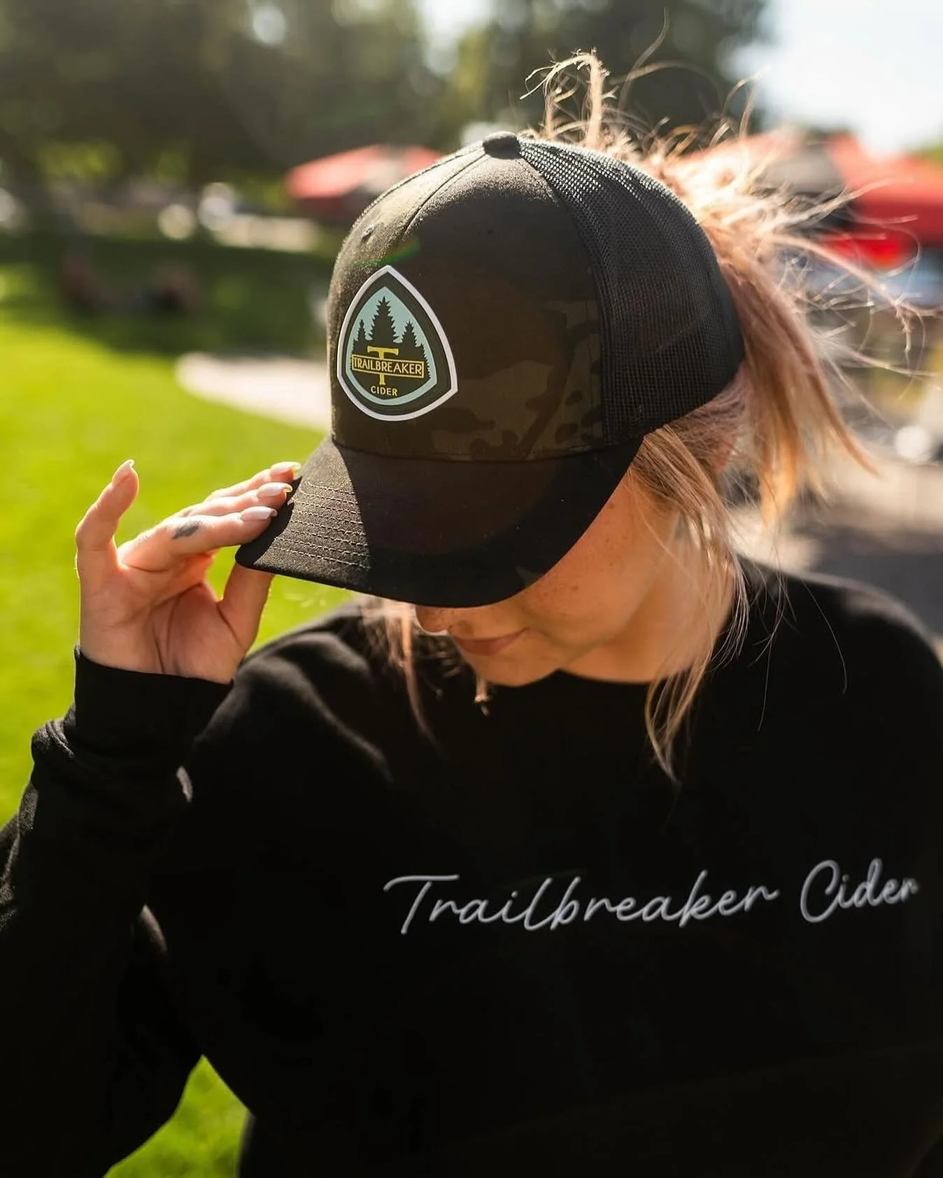 Custom black camo truckers with sewn on rubber patches and custom screen printed cropped crewneck sweaters done for @trailbreakercider 

#trailbreakercider #spokane #spokanewa #spokanewashington #spokanedesign #libertylake #ciderlover