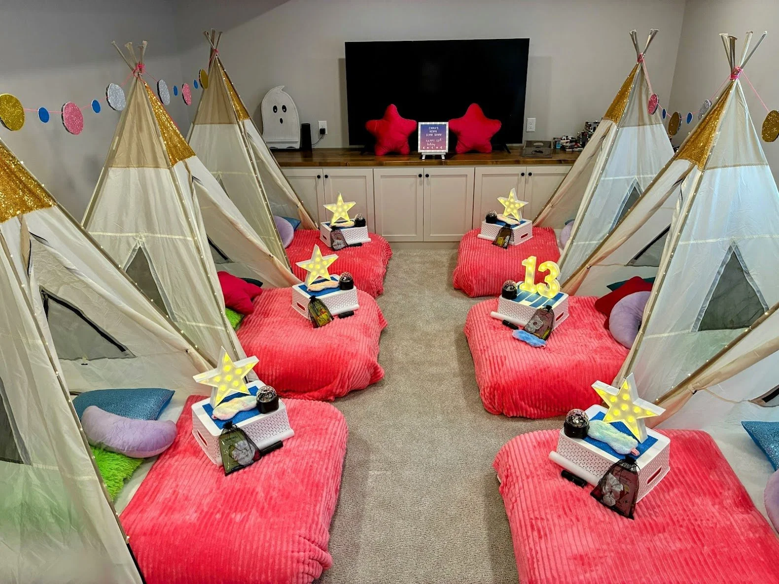 TTM NEON 2.jpg