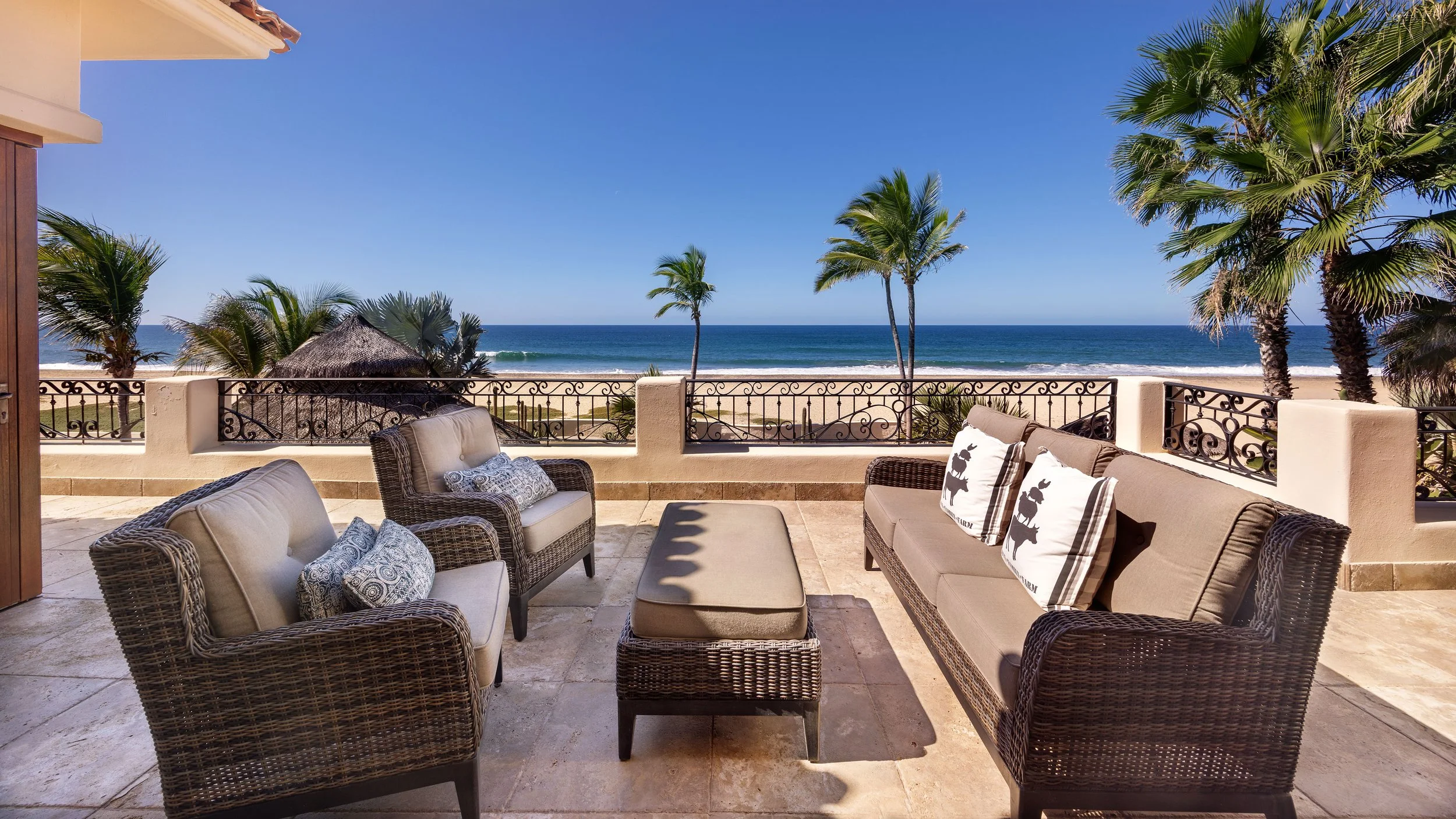 Oceanfront entertaining space in luxury Baja home