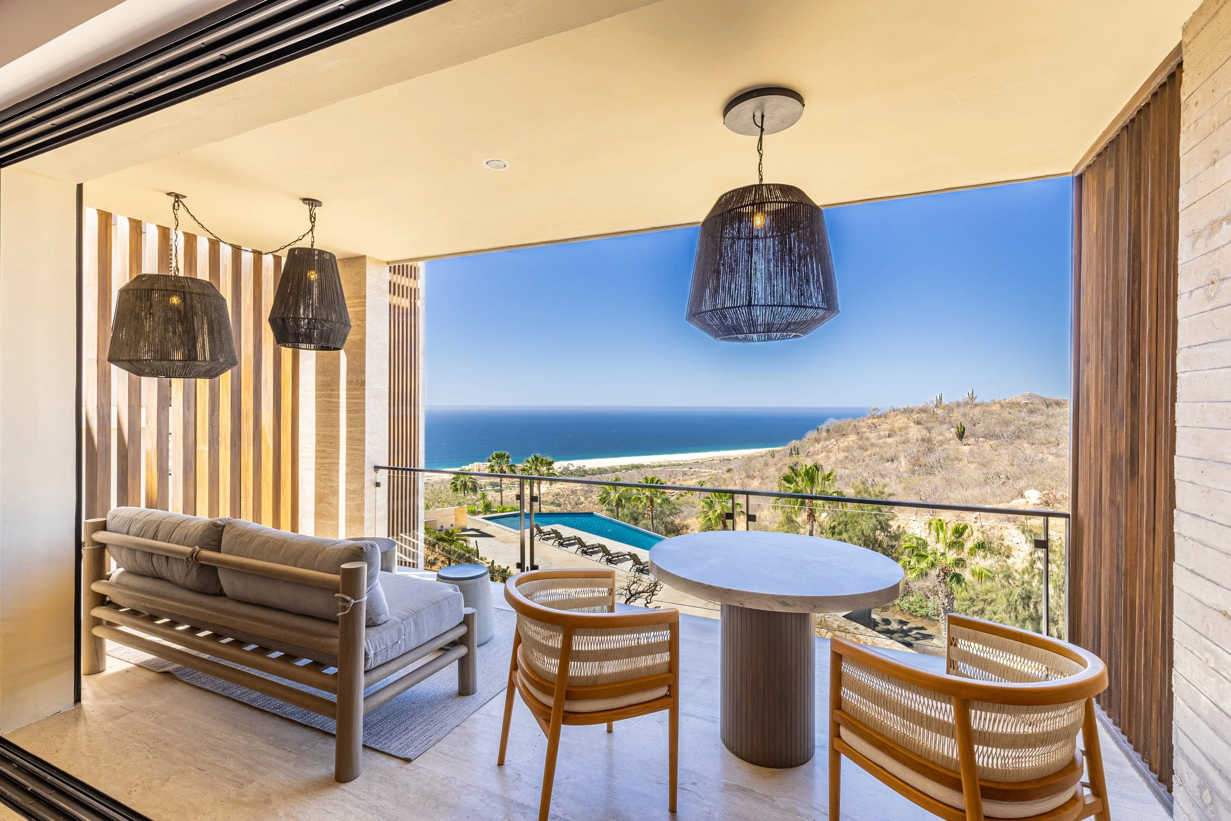 Luxury Pacific Living in Pedregal