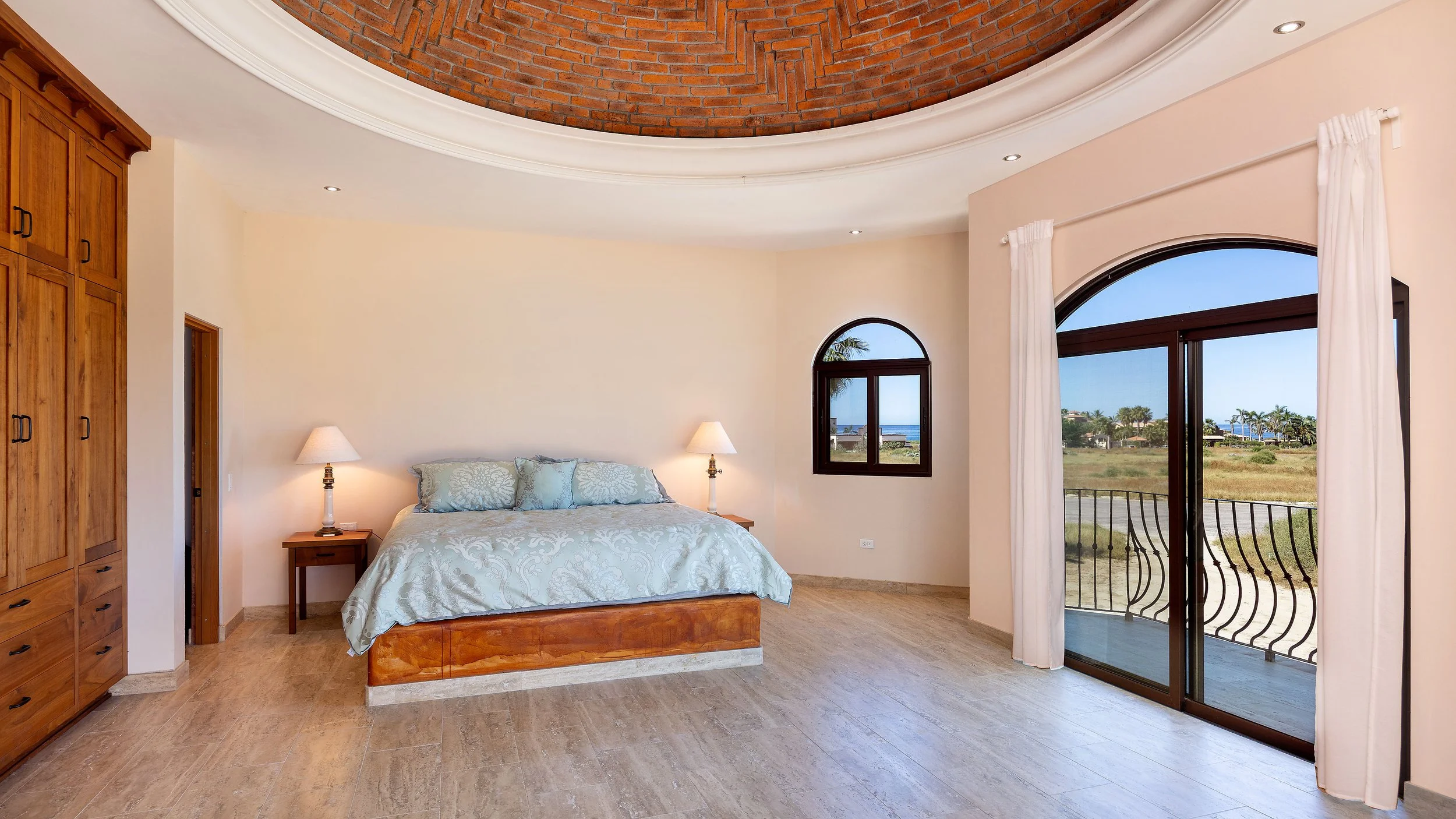 Second-floor primary suite with ocean views in Villa 1 in Pescadero 