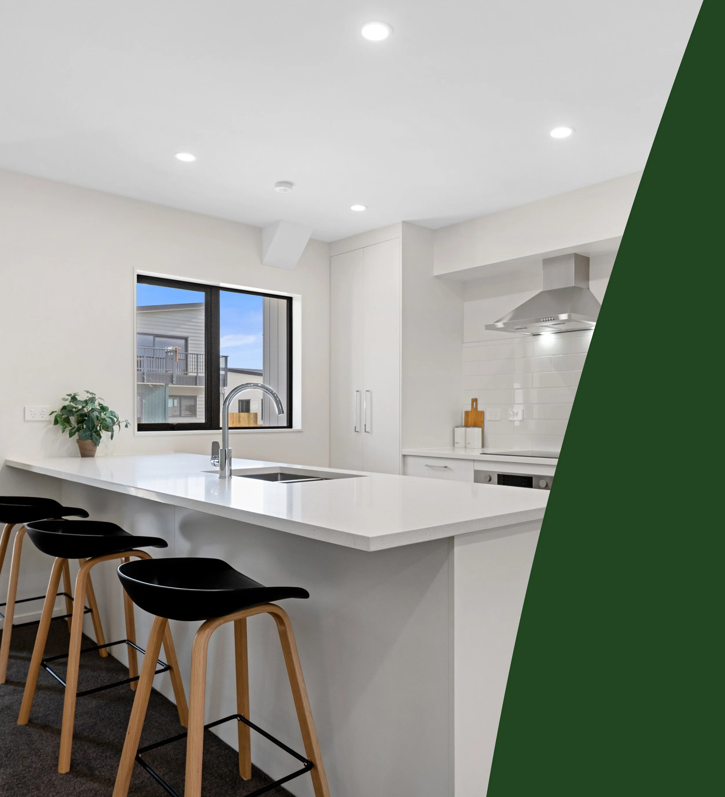 WAT00002 Bennett'sLanding - Terrace Living Downstairs2.jpg