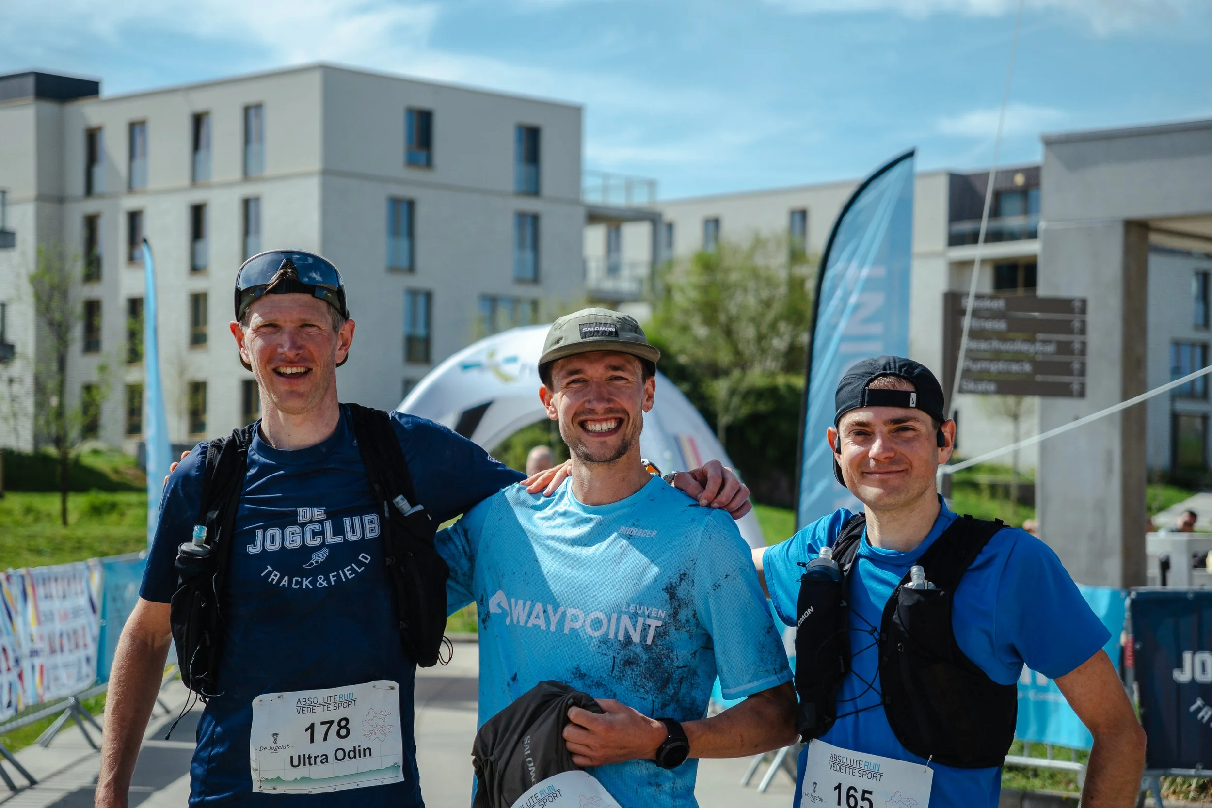 260406_JogclubUltraxWhosjenz-320.jpg