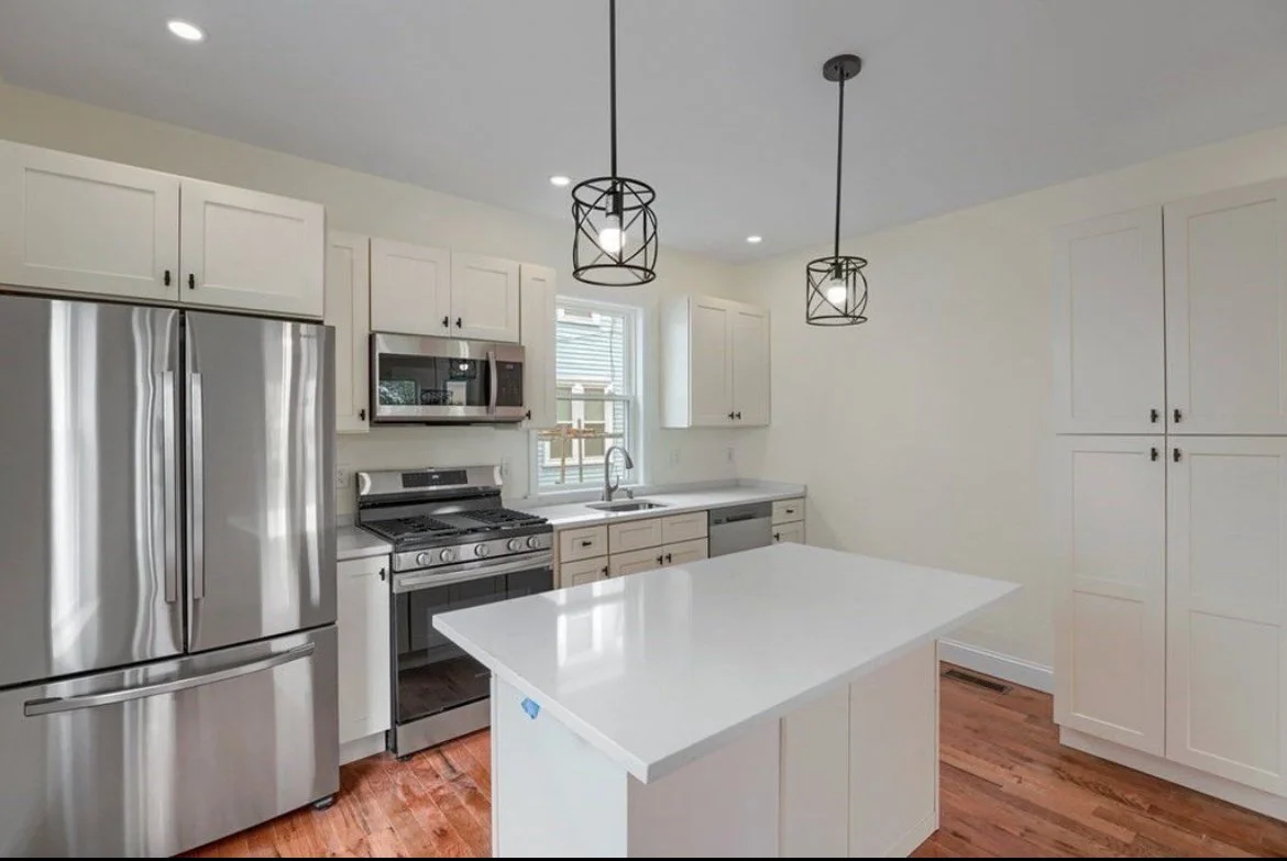 Residential deep cleaning: Kitchen