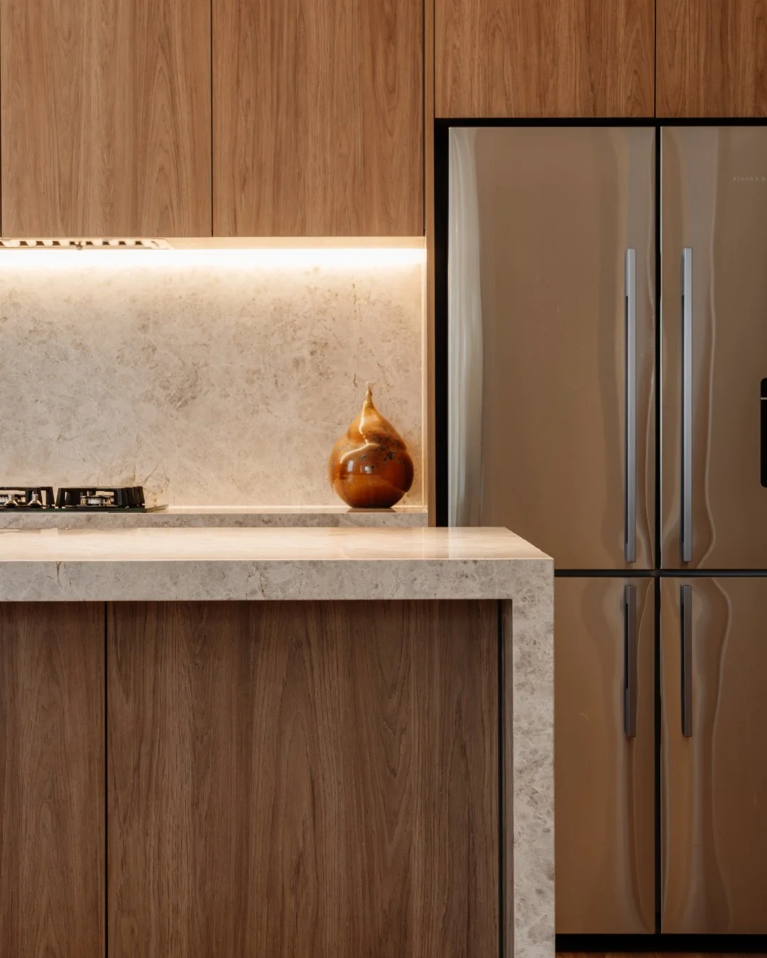 A kitchen that&rsquo;s as functional as it is beautiful. Premium selections, expert craftsmanship, and thoughtful design come together to create this stunning kitchen renovation.⁠
⁠
⁠
📍Leichhardt Project ⁠
 Joinery: @polytec⁠
Lights: @beaconlighting