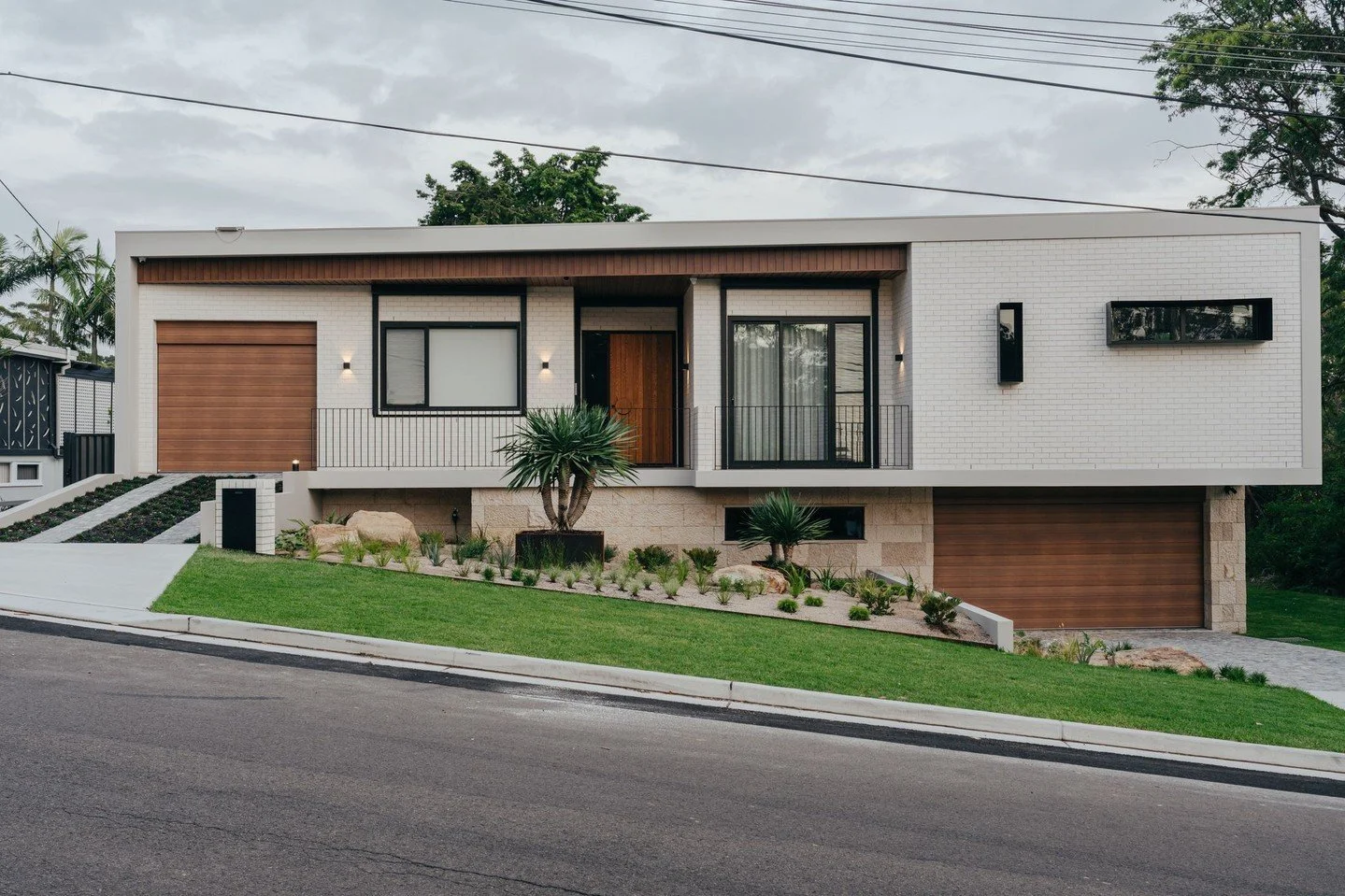 From concept to completion.

Starting with the initial elevation, refining through renders, and delivering the final built result &mdash; working closely with our clients every step of the way to bring the vision to life.

Lane Cove project &mdash; a