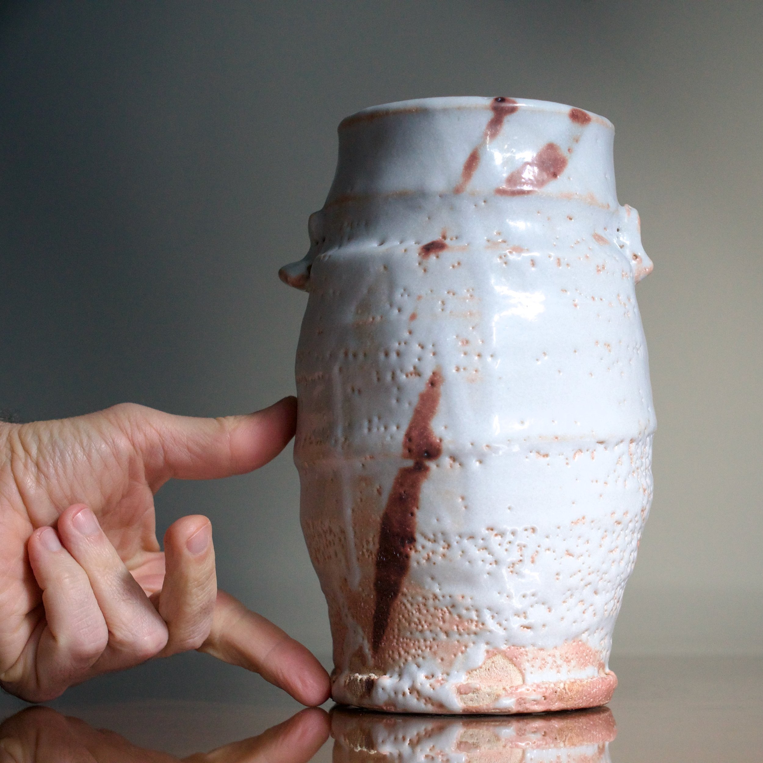 Ken Matsuzaki shino vase 