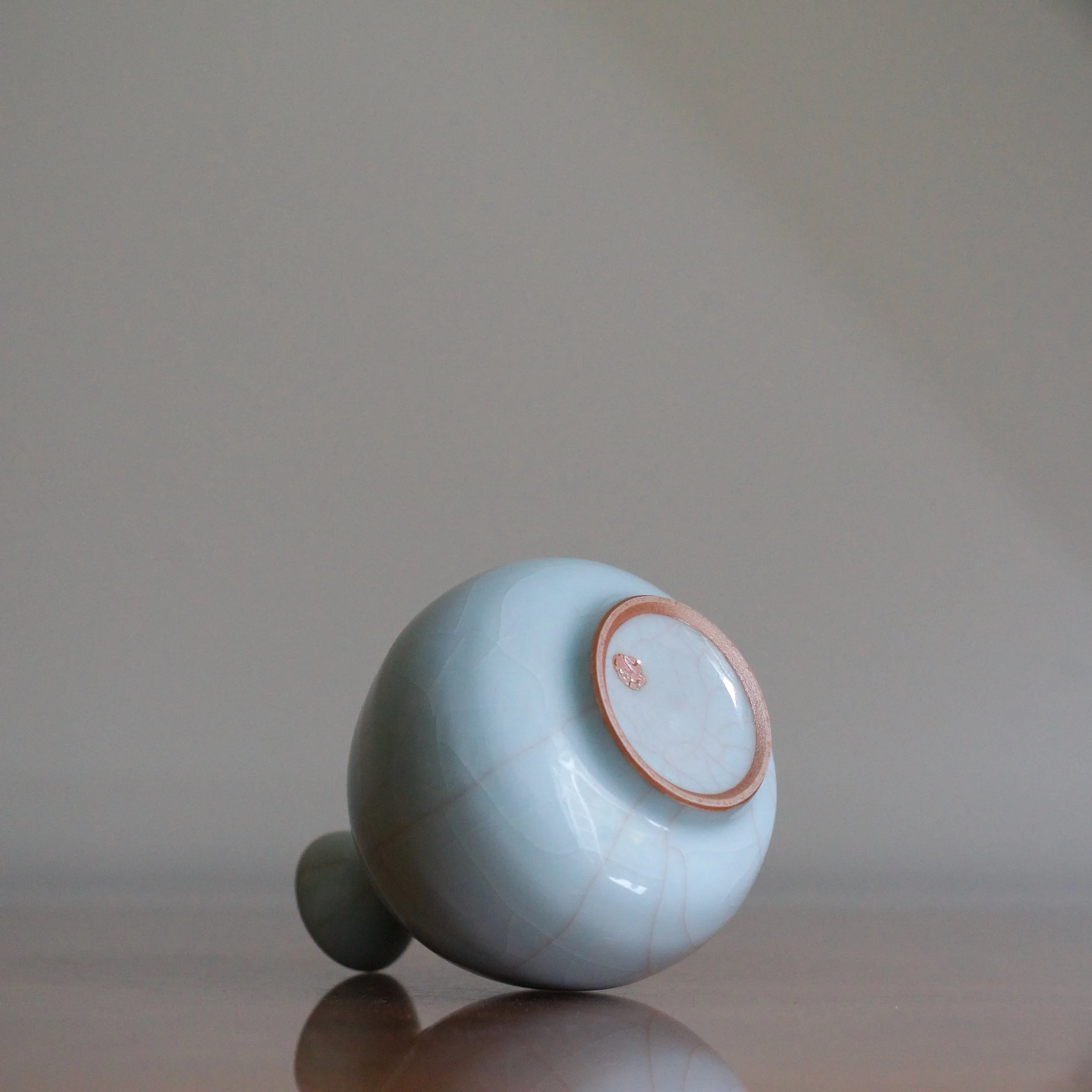 Masayuki Uraguchi celadon single flower vase