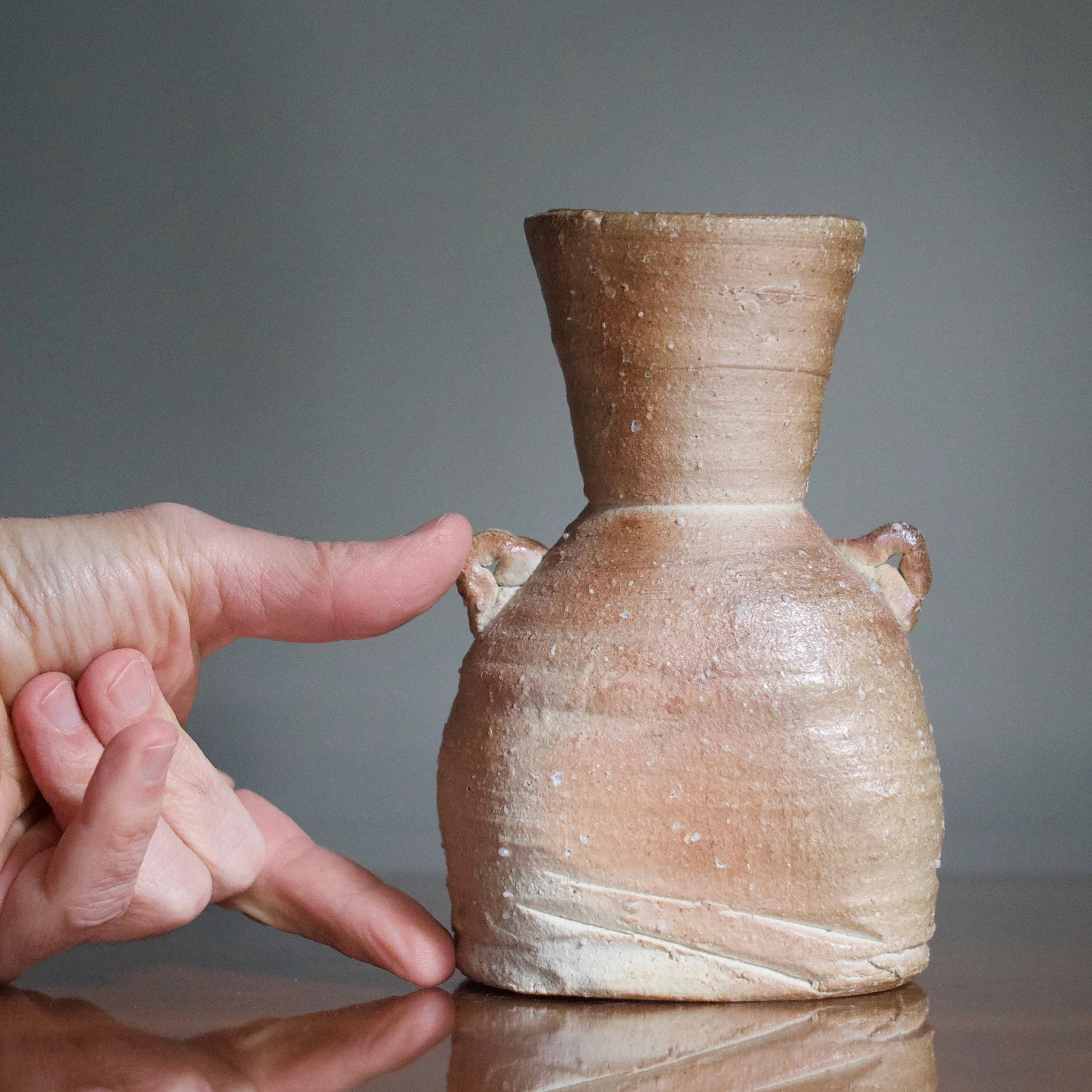 Glenn Lewis lugged vase 