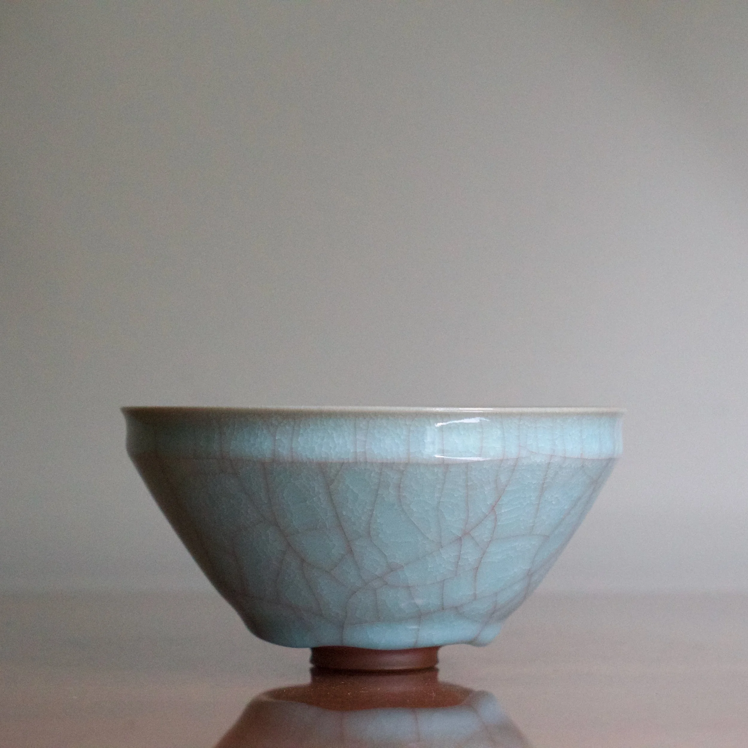 URAGUCHI MASAYUKI CRACKED ICE CELADON TEA BOWL