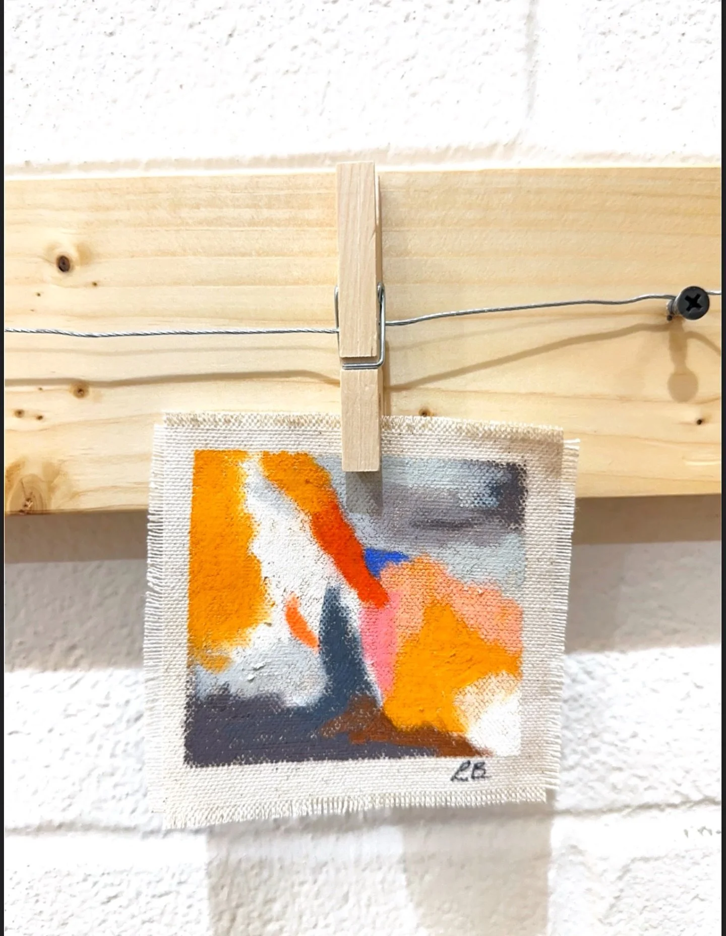 Little miniature test of oil pastels on raw canvas 🧡