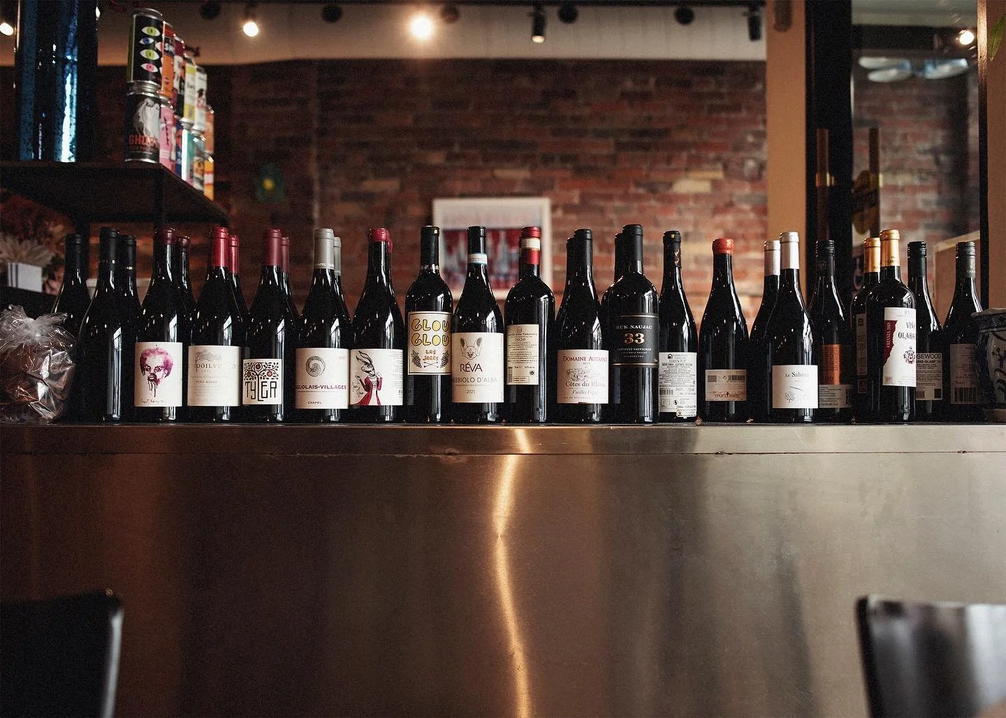 It’s Wednesday, you’re almost there… weekend almost here… come enjoy some pressed grapes from our bottle shop, or one of our fine distilled goodies from Kentucky… you know, to help you through the home stretch!
#limo