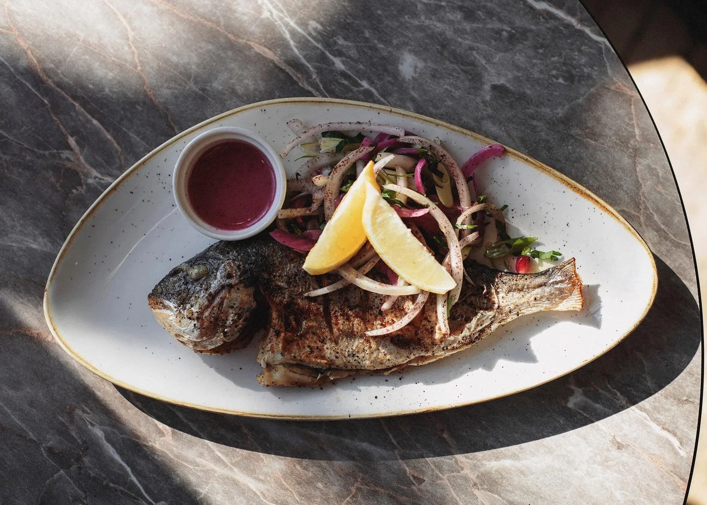 Keeping with the Mediterranean theme of our last post, wondering whether you&rsquo;ve ever given our whole sea bream a try? Prepared either roasted or fried, it&rsquo;s one flakey and fishy bunch of texture, flavour, and healthy goodness!

🐟

#toron
