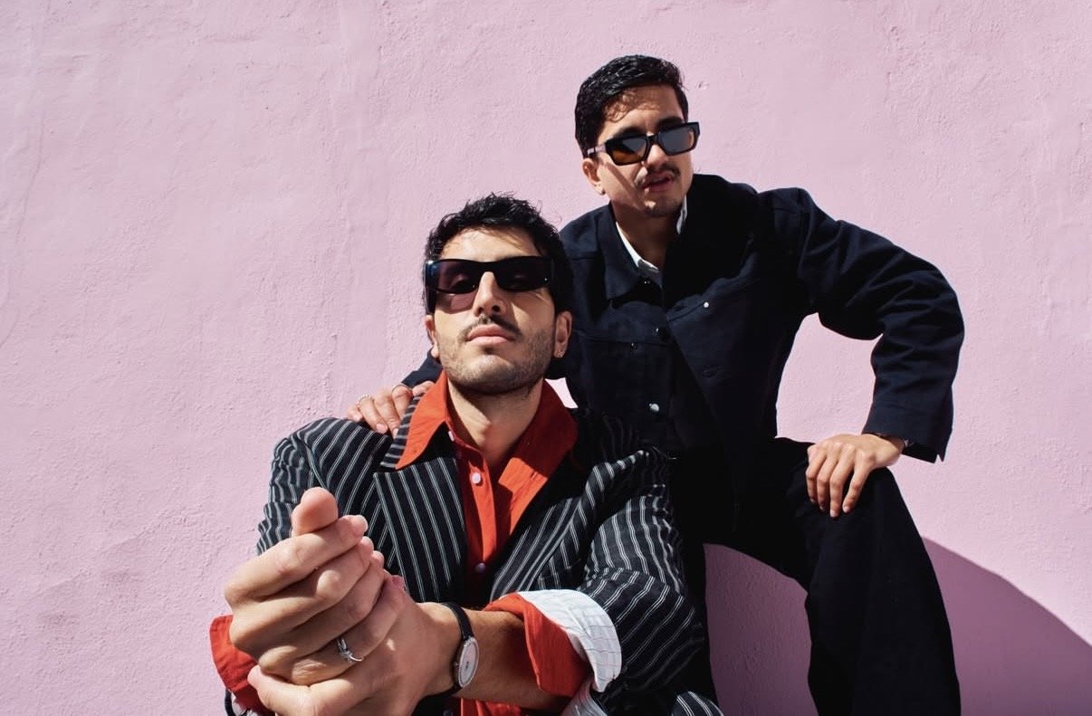 Sebastián Yatra, Jay Kabalan - CUCARACHEO