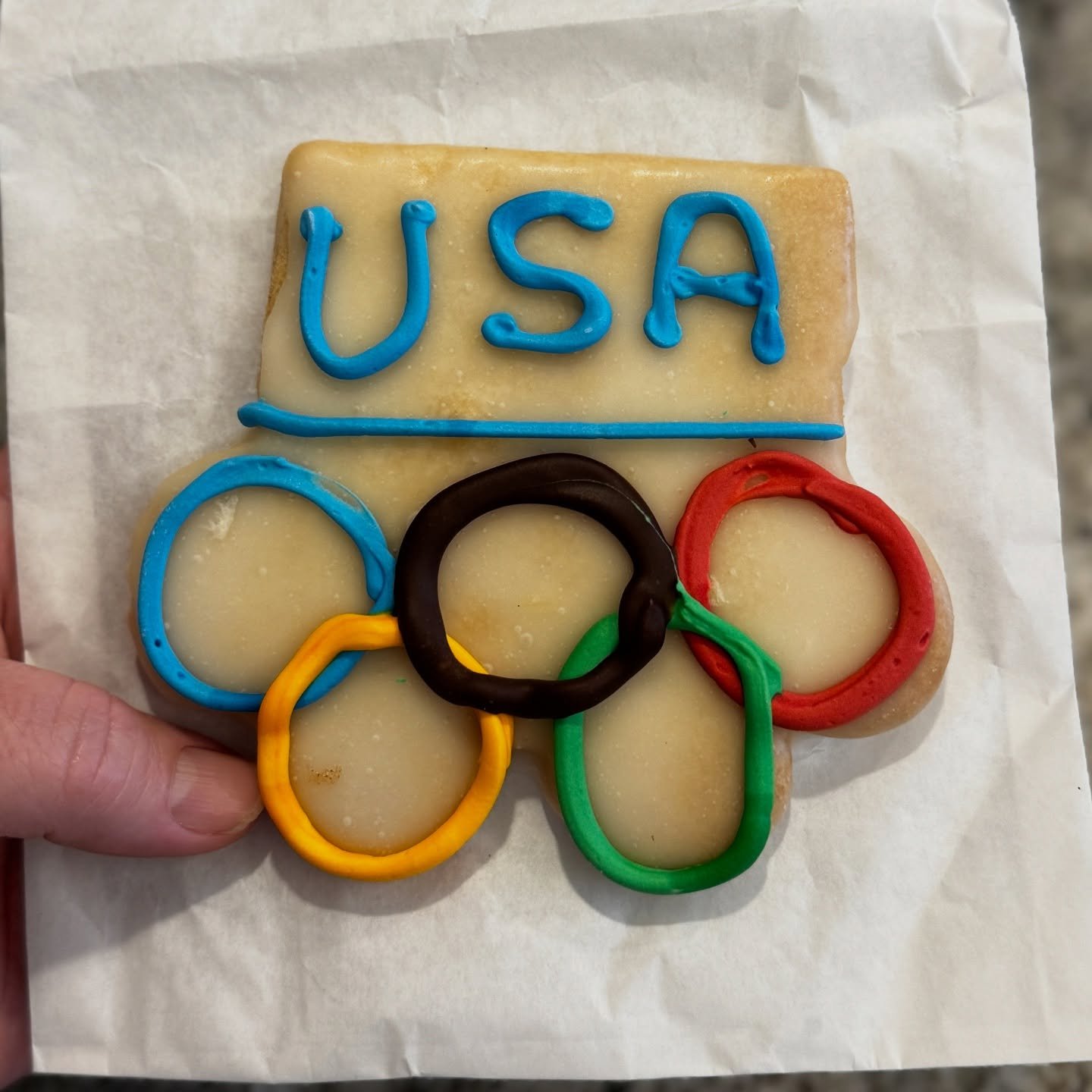 The feeling when your community is helping you manifest your dreams. ✨💖🥰 Thank you @themonarchsoul for helping me further this vision. What a sweet treat!