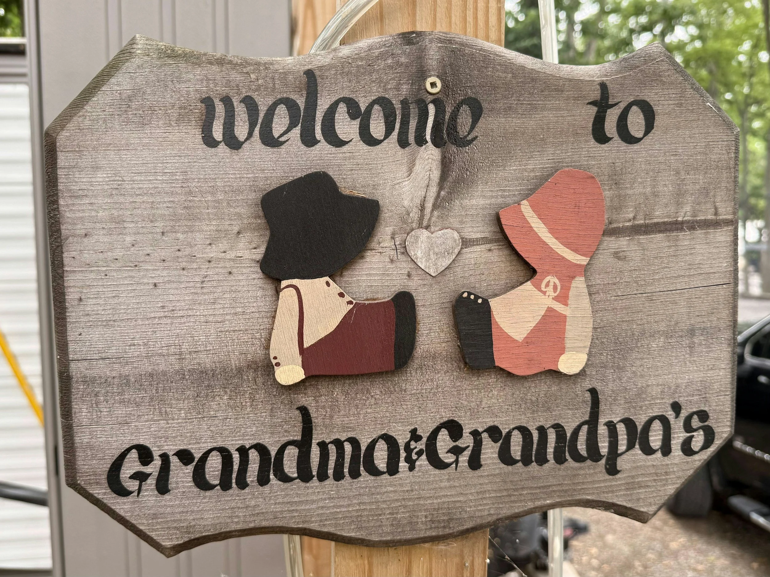 How to Prepare a 40-Year Family Home for Sale Without Overspending