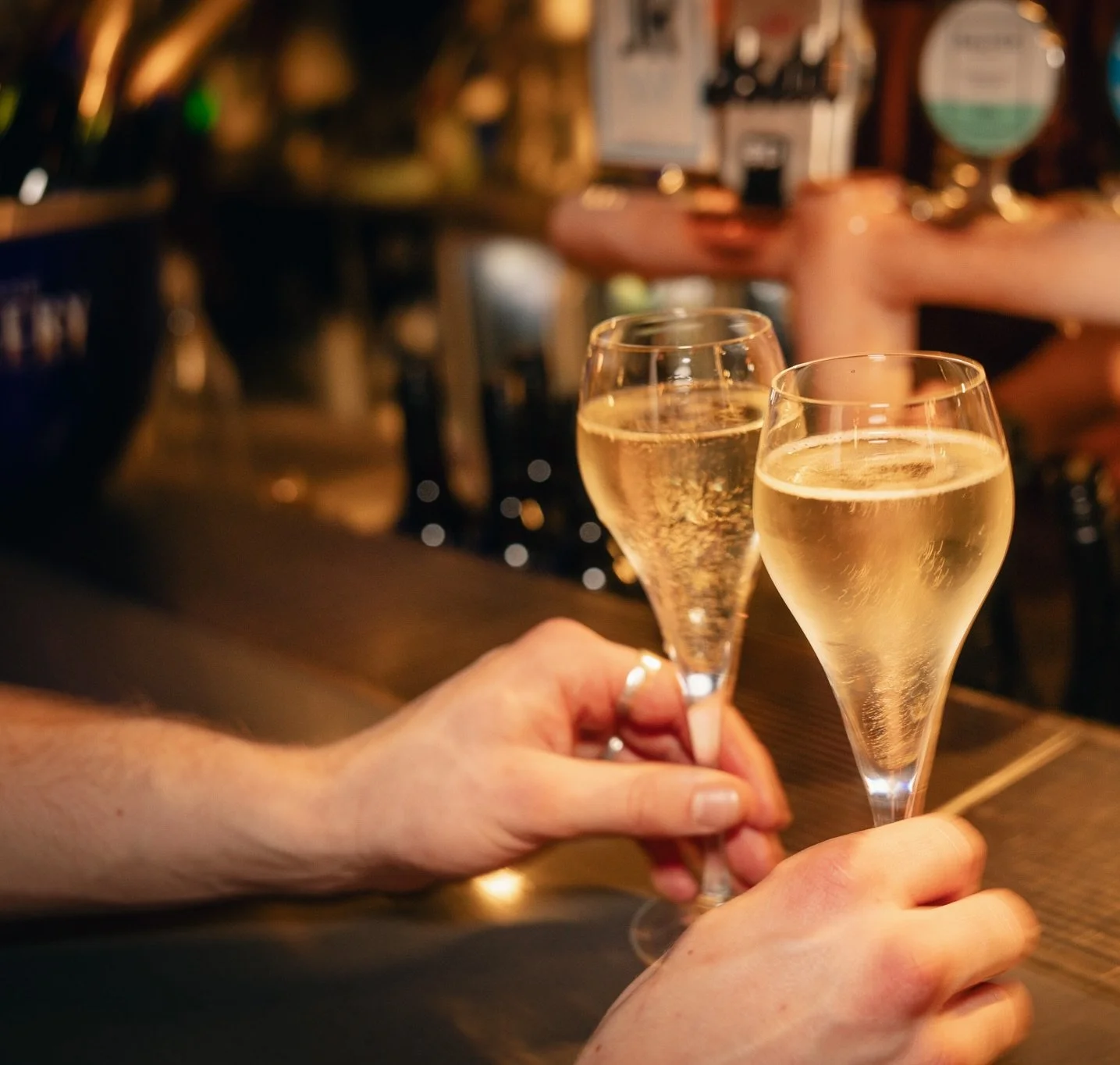 Afternoons are better with a little sparkle! Join us for Champagne Hour, Monday to Thursday from 3-6pm, with a line-up of drinks at Happy Hour prices:

$8 wines, beers and sparkling $12 pints of Guinness $15 spritzes
$15 glasses and $79 bottles of Mo
