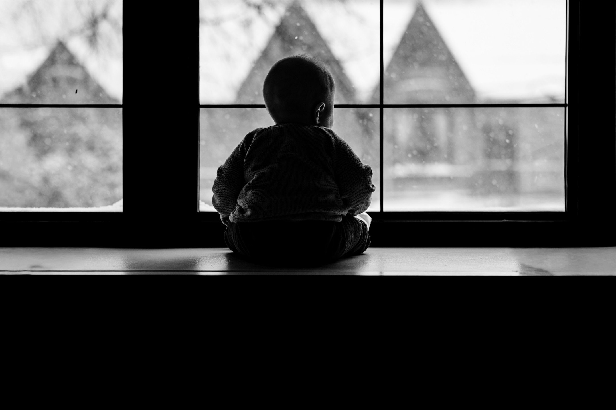Winter contemplation starts at an early age. Especially when it's this cold out. 

#torontofamilyphotographer #blackvinephotography #roncesvallesfamilyphotographer #documentaryfamilyphotography #itscoldoutside❄️