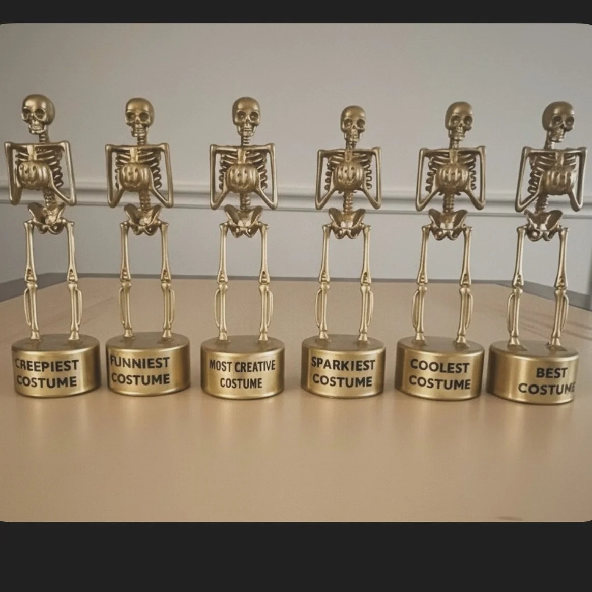 Don’t show up as a ghost 👻 show up in a costume!
The Haunt & Hunt Pop-Up Market is creeping closer, and these golden skeletons are waiting to crown the best of the best 🏆 Will you be taking one??